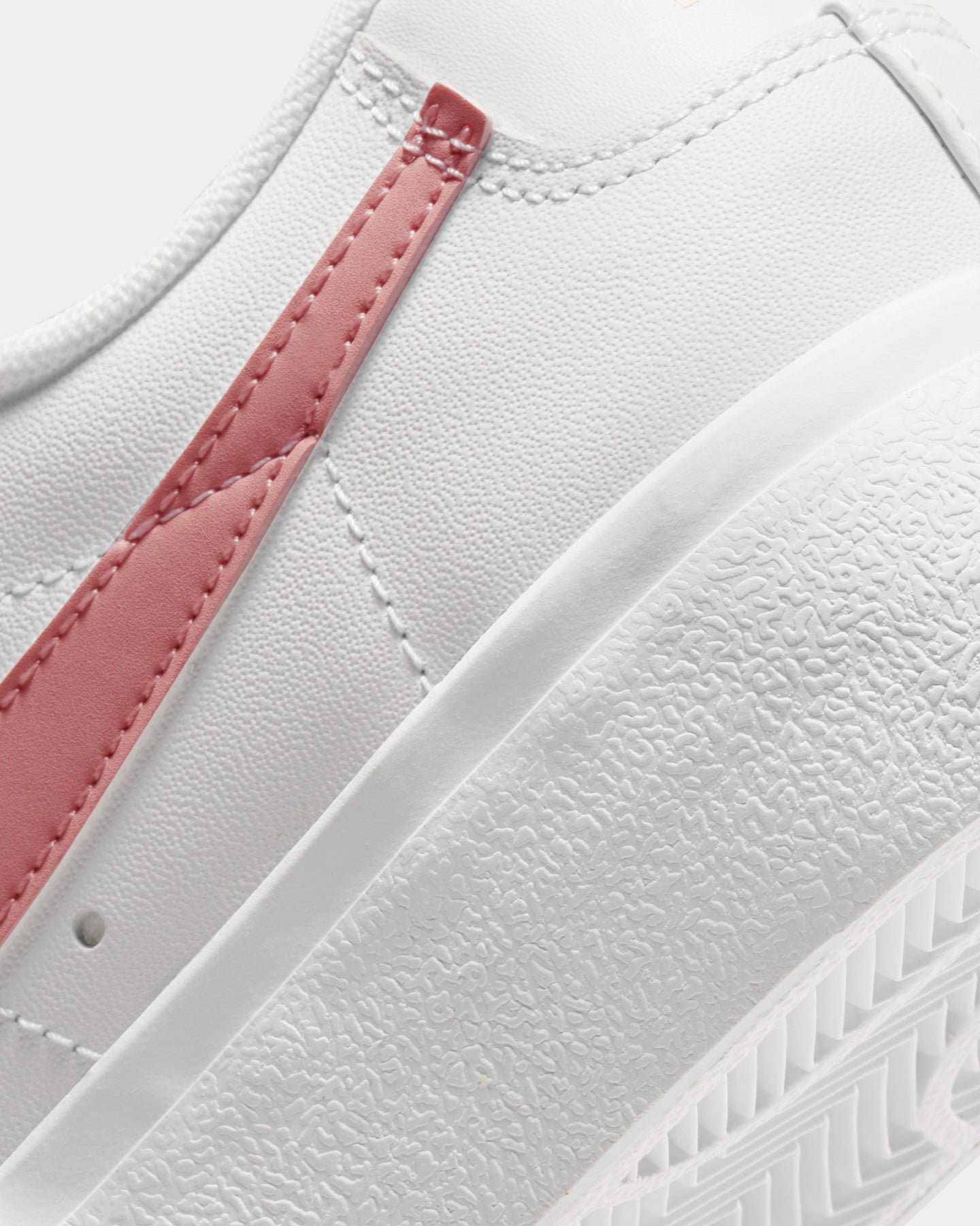 Nike Women's Blazer Low Platform White/Pink Glaze、mySite、zt4zffjzw