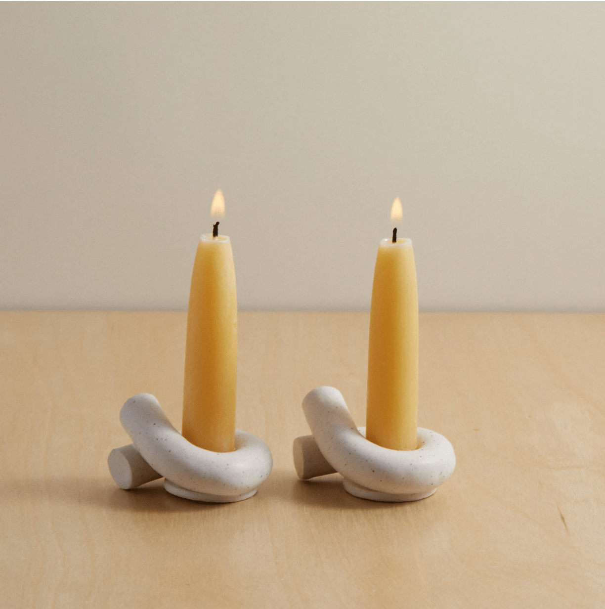 Judaica Standard Time x Debbie Carlos Shabbat Candlesticks - Oatmeal、mySite、topwebapps