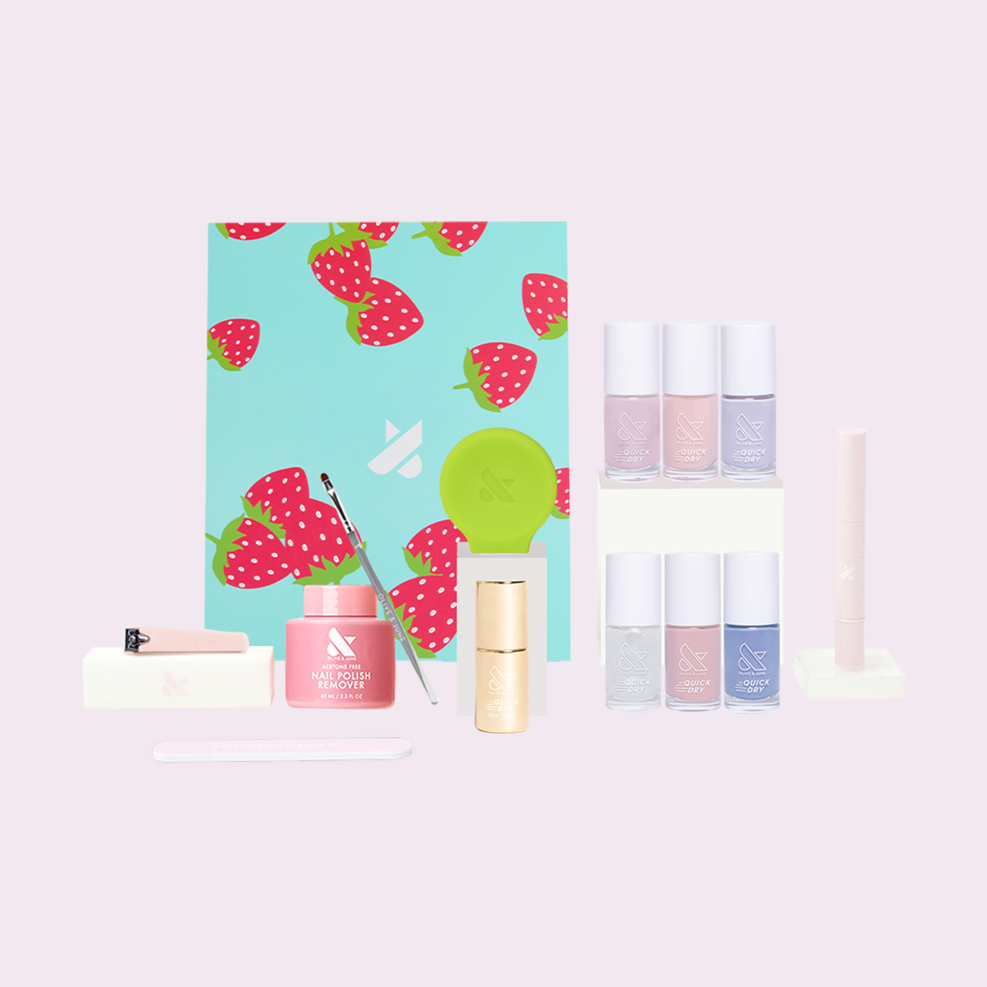 The Soft + Shimmery Mani System、mySite、solidvoid