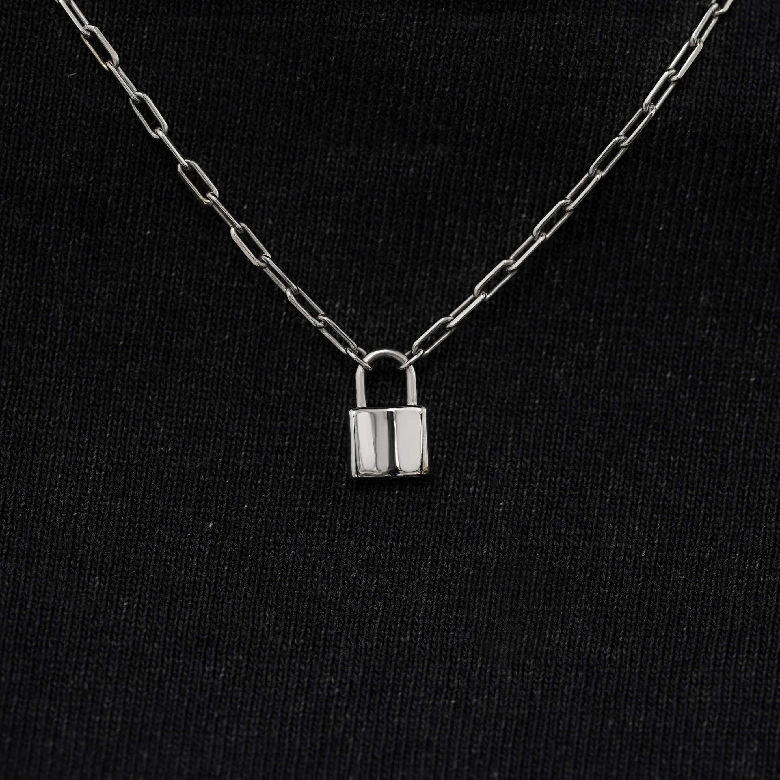Lock Necklace、mySite、hinf8tx79