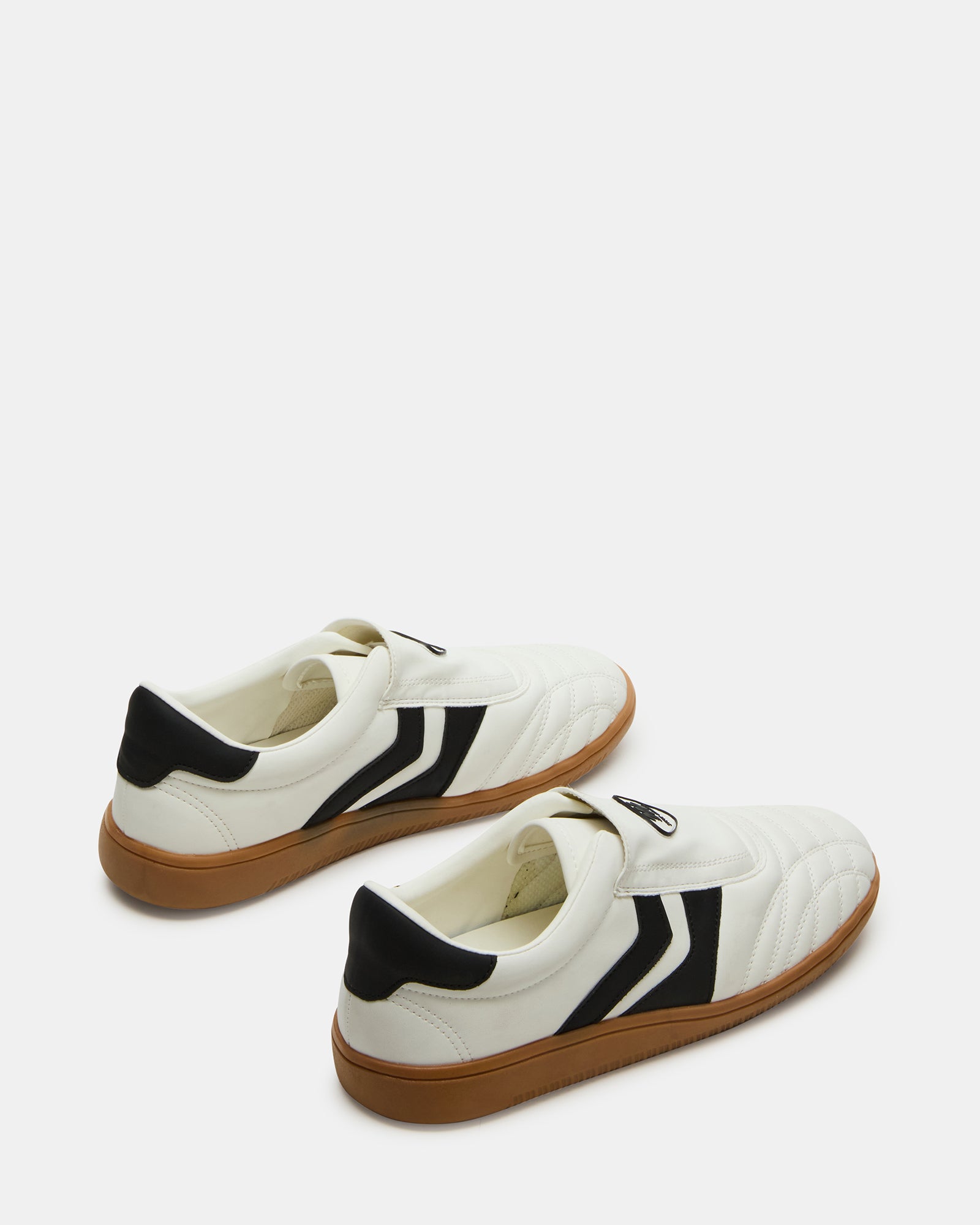 BOLT BLACK/WHITE、mySite、gtrtttuynbv