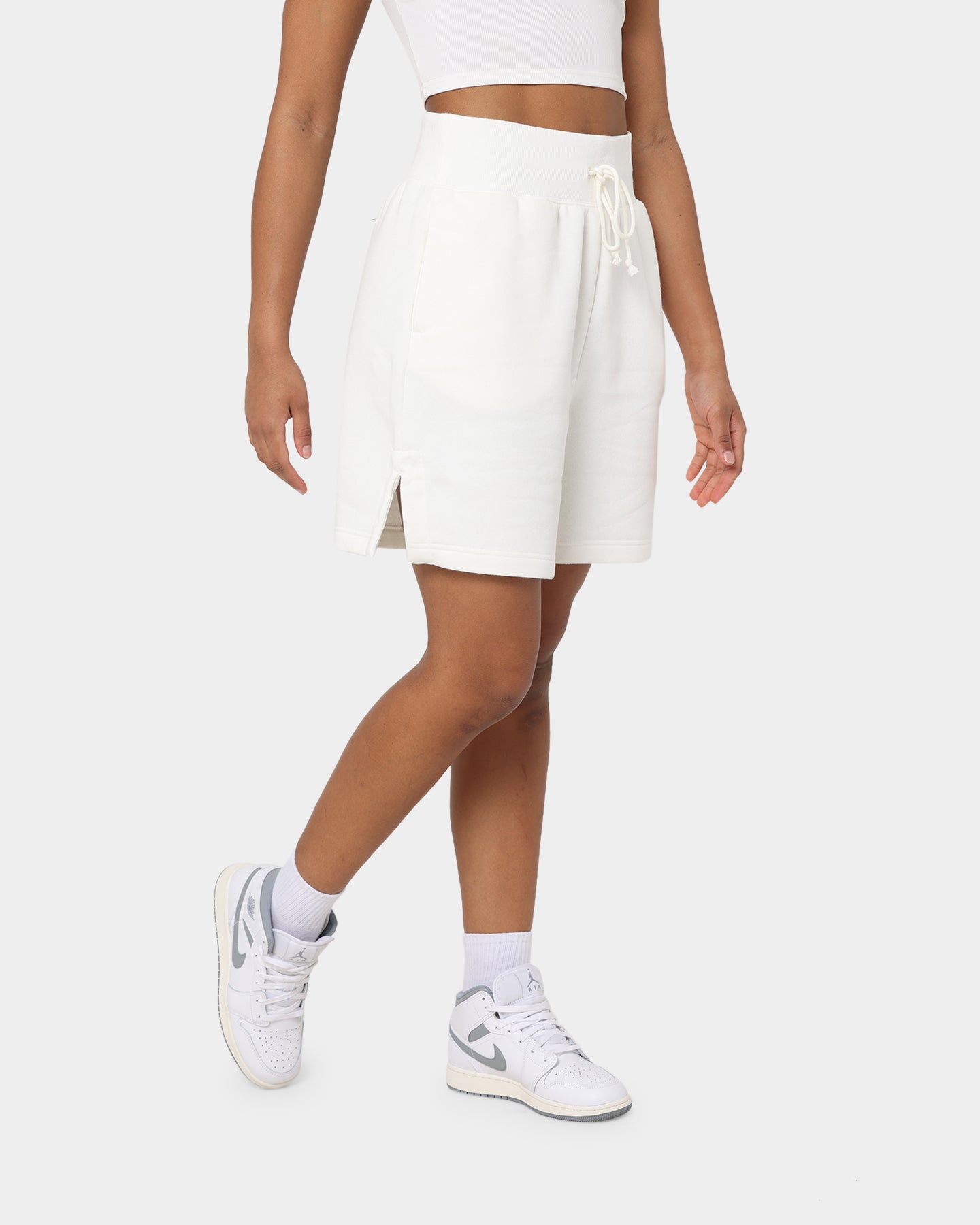 Nike Women's Nike Sportswear Phoenix Fleece High-Waisted Baller Shorts Sail/Black、mySite、zt4zffjzw