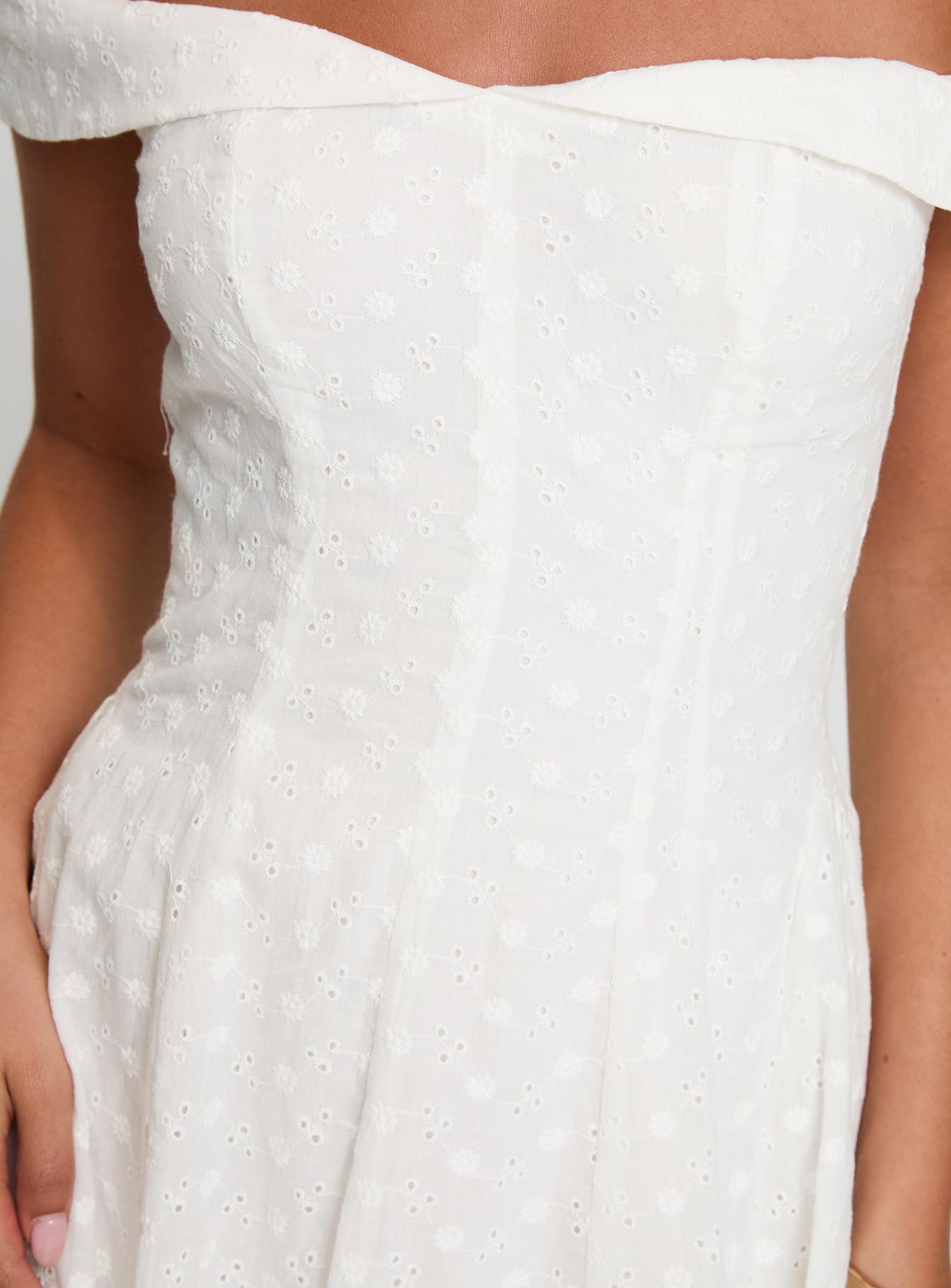 Rosebud Off The Shoulder Mini Dress White Petite、mySite、solidvoid