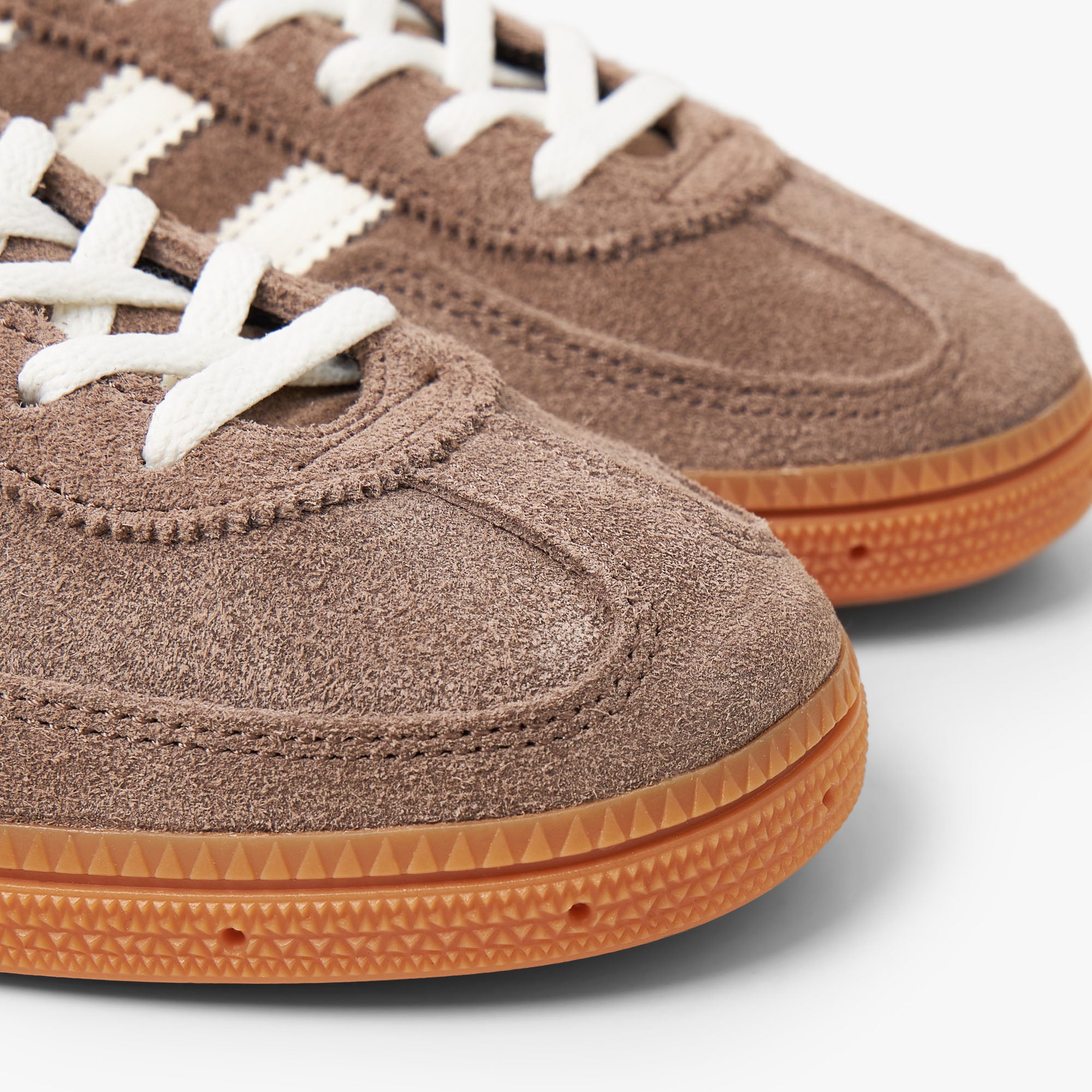  adidas Originals Women's Handball Spezial Earth Strata / Off White - Gum、mySite、merchandisen