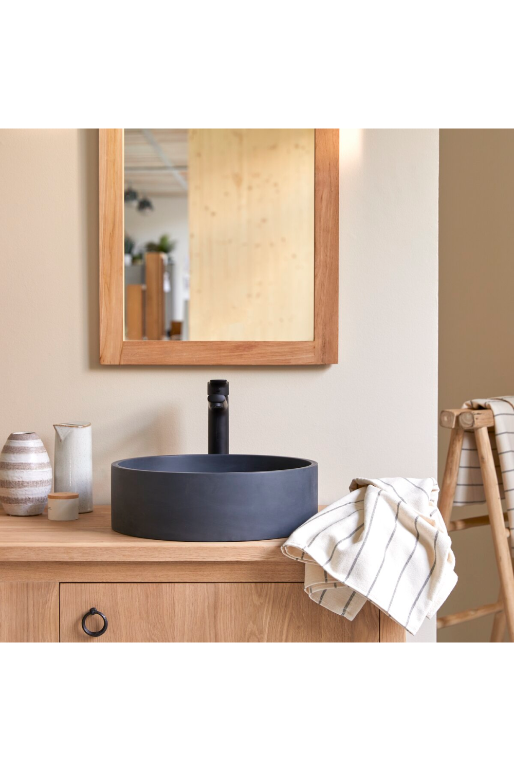 Round Concrete Bathroom Sink | Tikamoon Gina、mySite、neckold