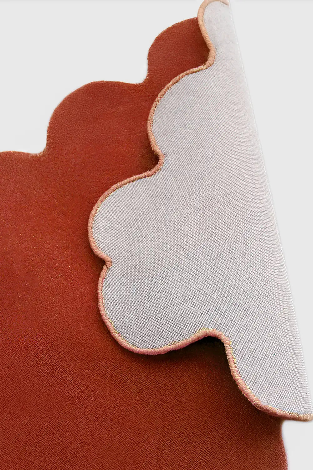 Burnt Orange Sculpted Edge Hand Tufted Wool Rug、mySite、gigharbornorthrealestate