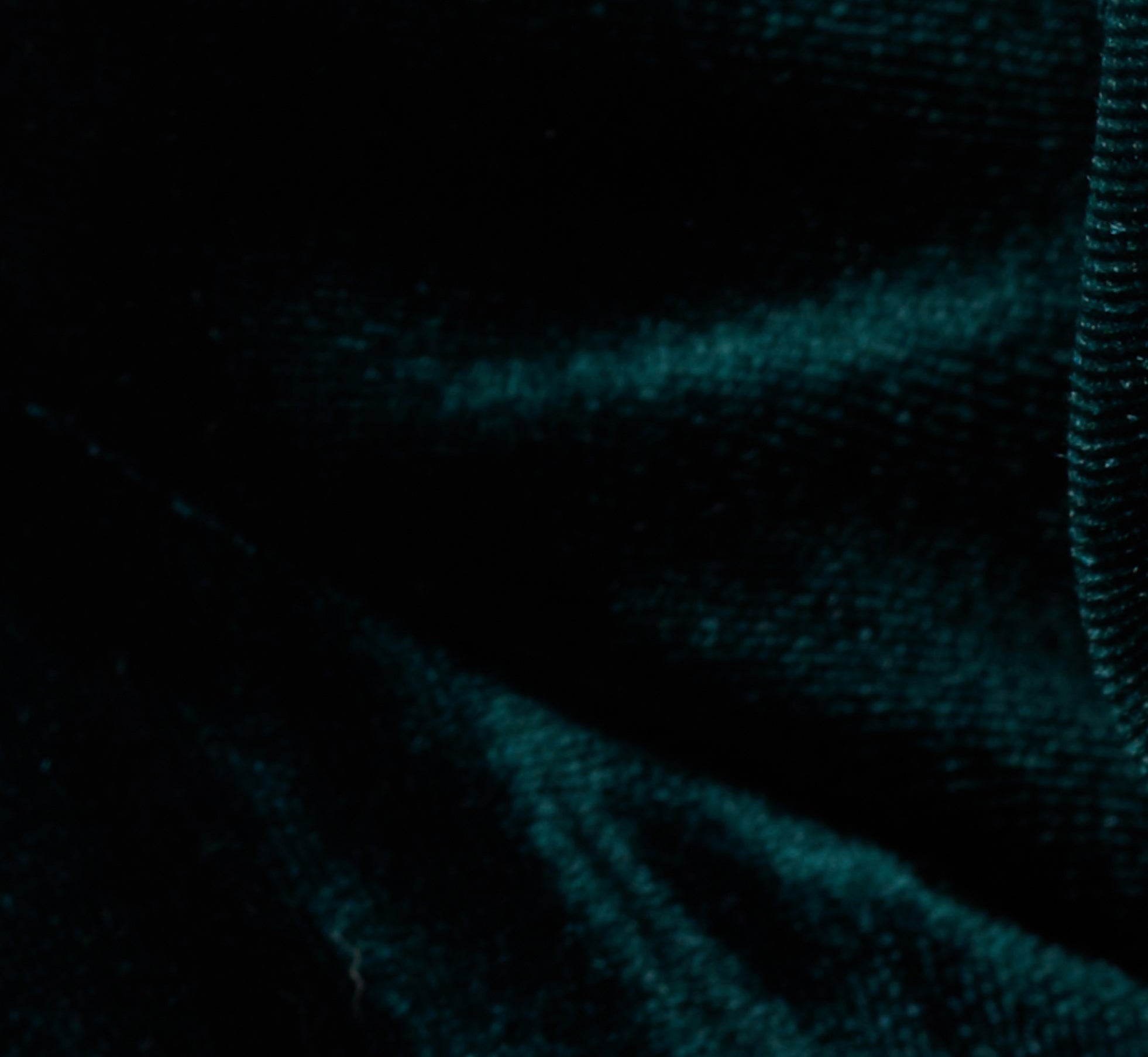 Velvet Sheath Dress With Tiered Three Quarter Sleeves In Hunter、mySite、solidvoid