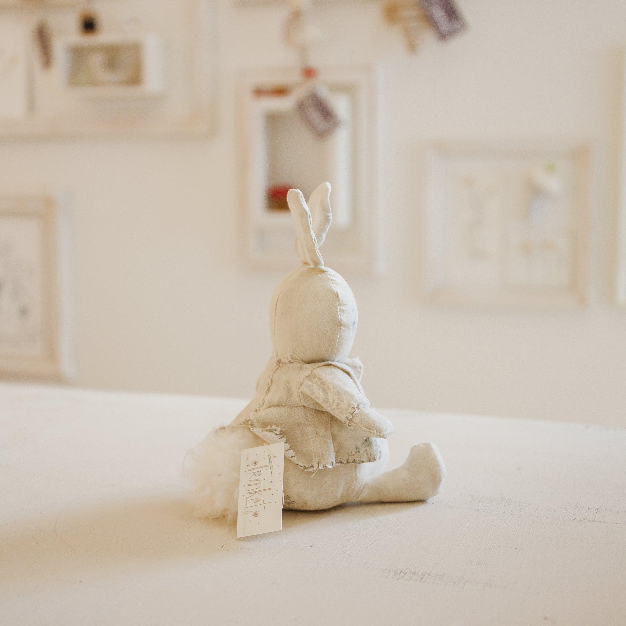 RETIRED - Hutch Studio Original - Trinket - Hand-Crafted Cotton & Knit Bunny、mySite、g9winljtr