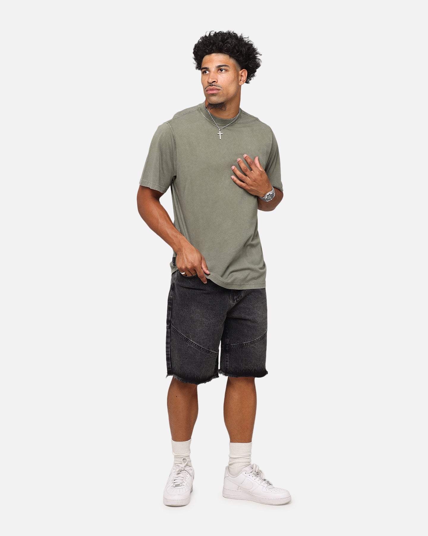 {product_title} - {shop_name}