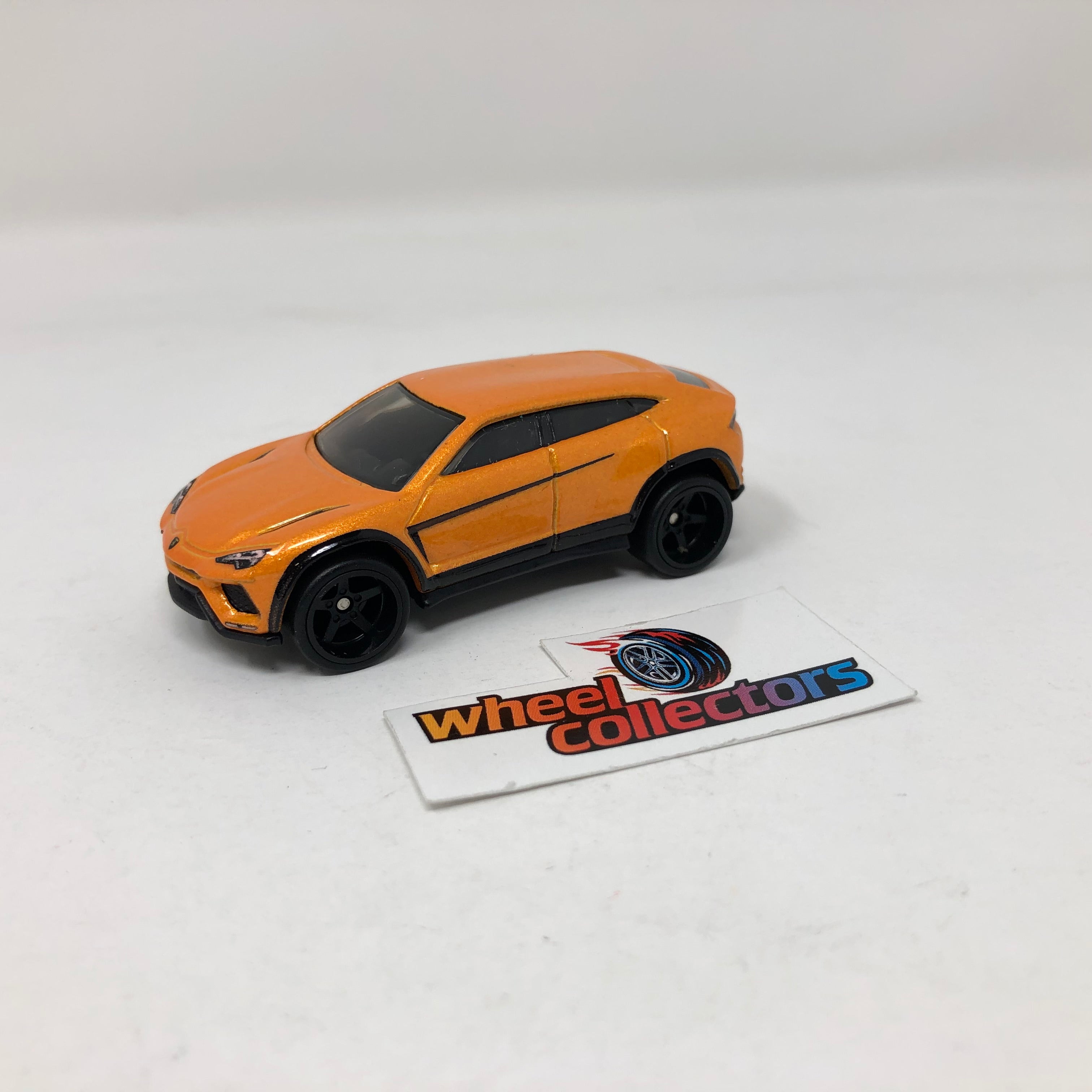Lamborghini Urus * Orange * Hot Wheels Loose 1:64 Scale Model、mySite、hgirdovlk