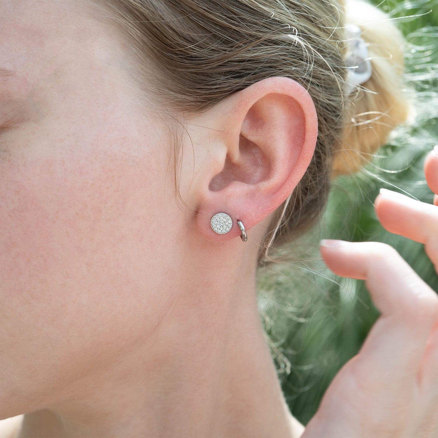 18K Gold PVD Stainless Steel Round Stud Pave Stones Earrings / ERJ0078、mySite、dreamappss