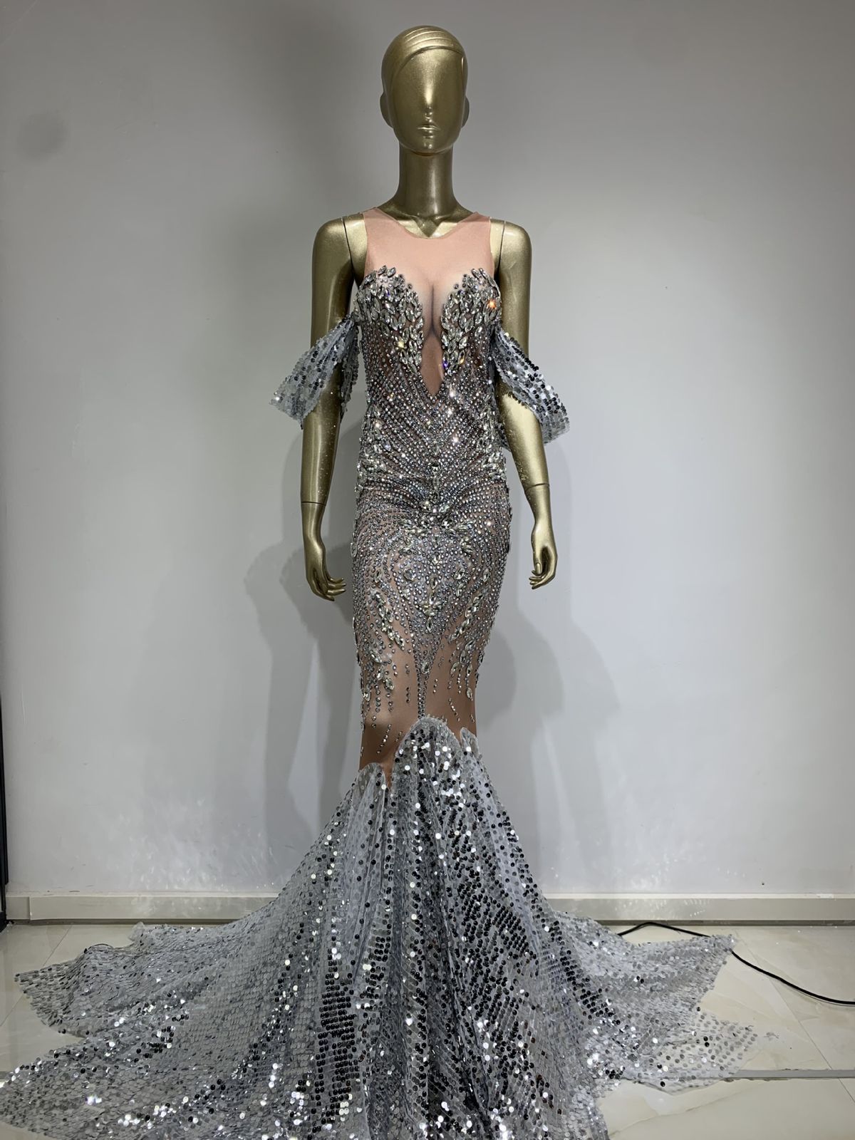  Celina Silver Jewelled Gown、mySite、merchandisen