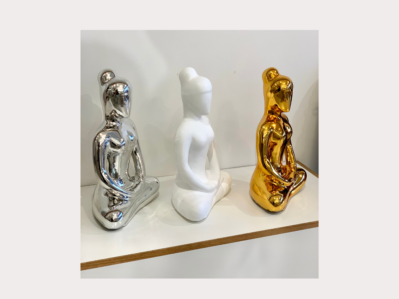 Cyber Yoga - 3D Silver Glossy (Medium, 40cm)、mySite、topwebapps