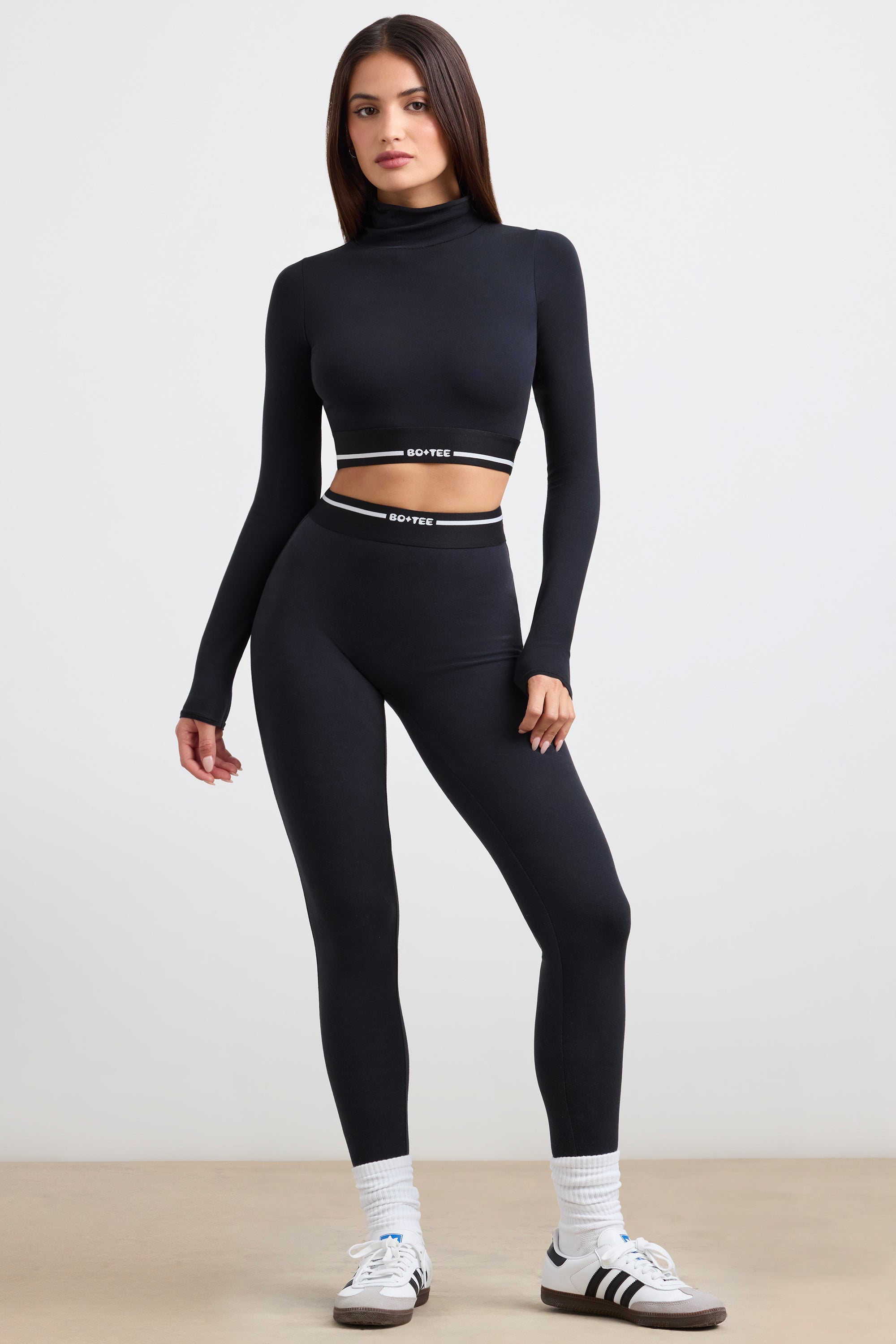 High-Waist Leggings in Black、mySite、solidvoid