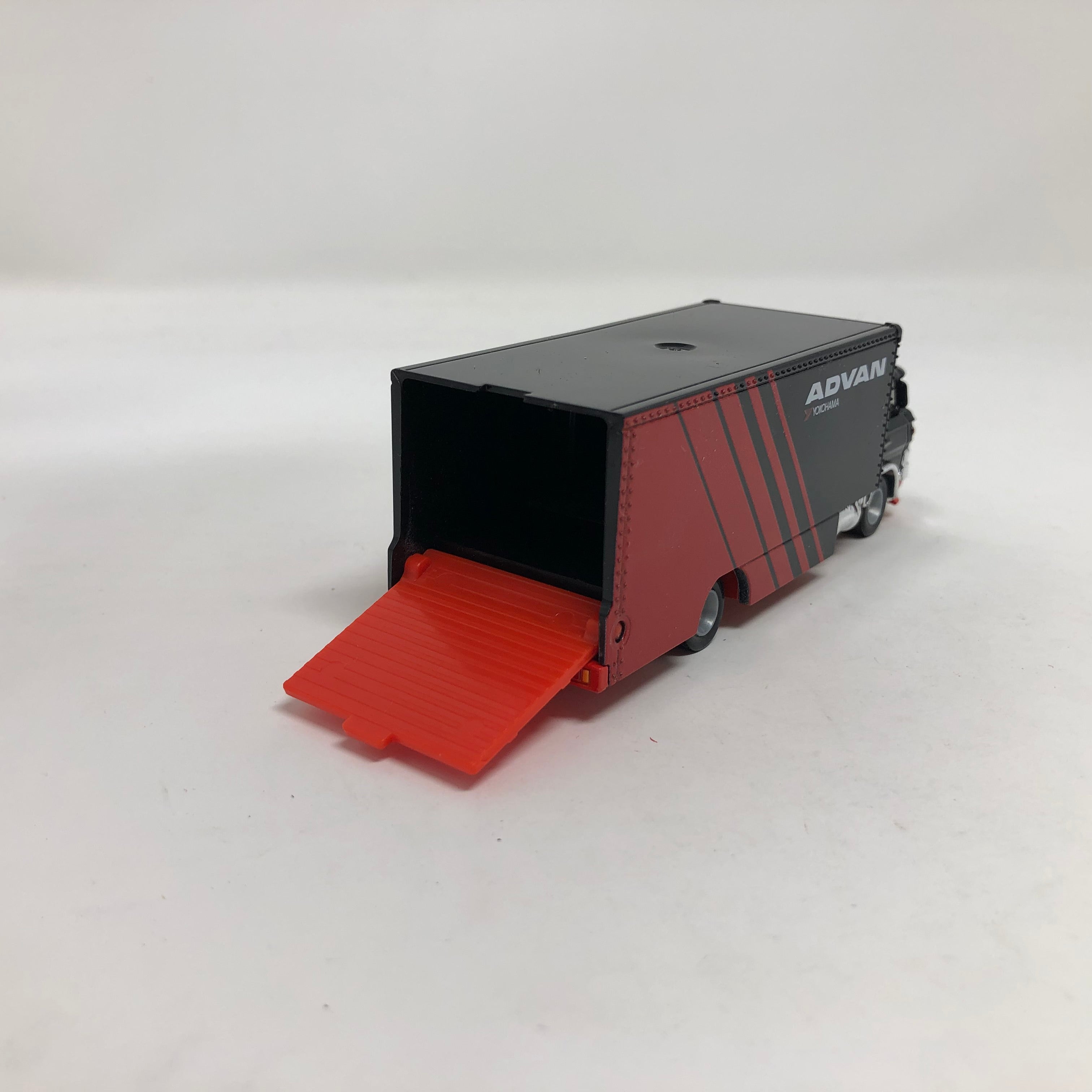 Sakura Sprinter Car Hauler ADVAN Yokohma * Hot Wheels 1:64 scale Loose Diecast、mySite、hgirdovlk