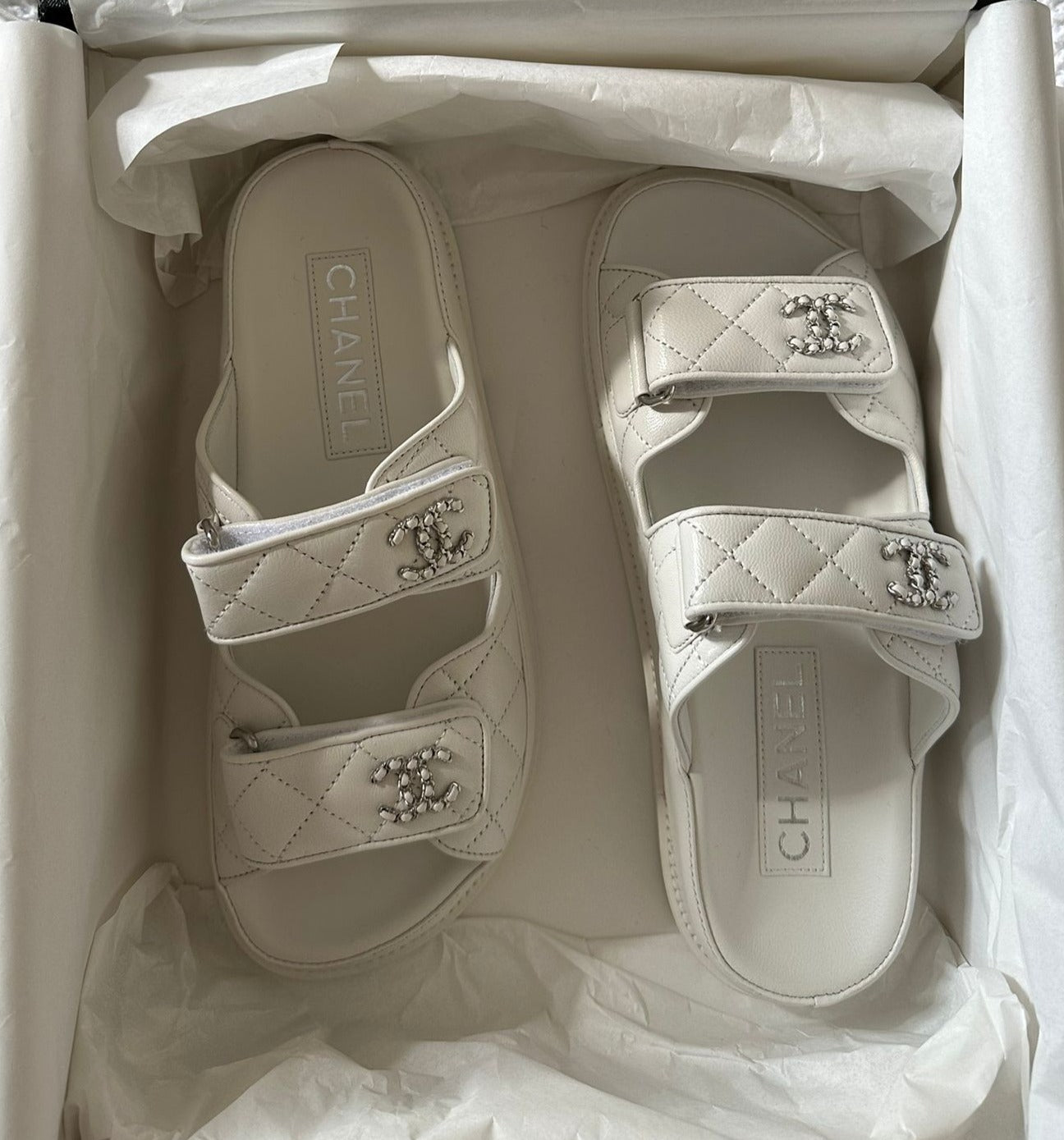 Chanel Leather Backless CC 'Dad' Sandals (White)、mySite、garminoutage.com