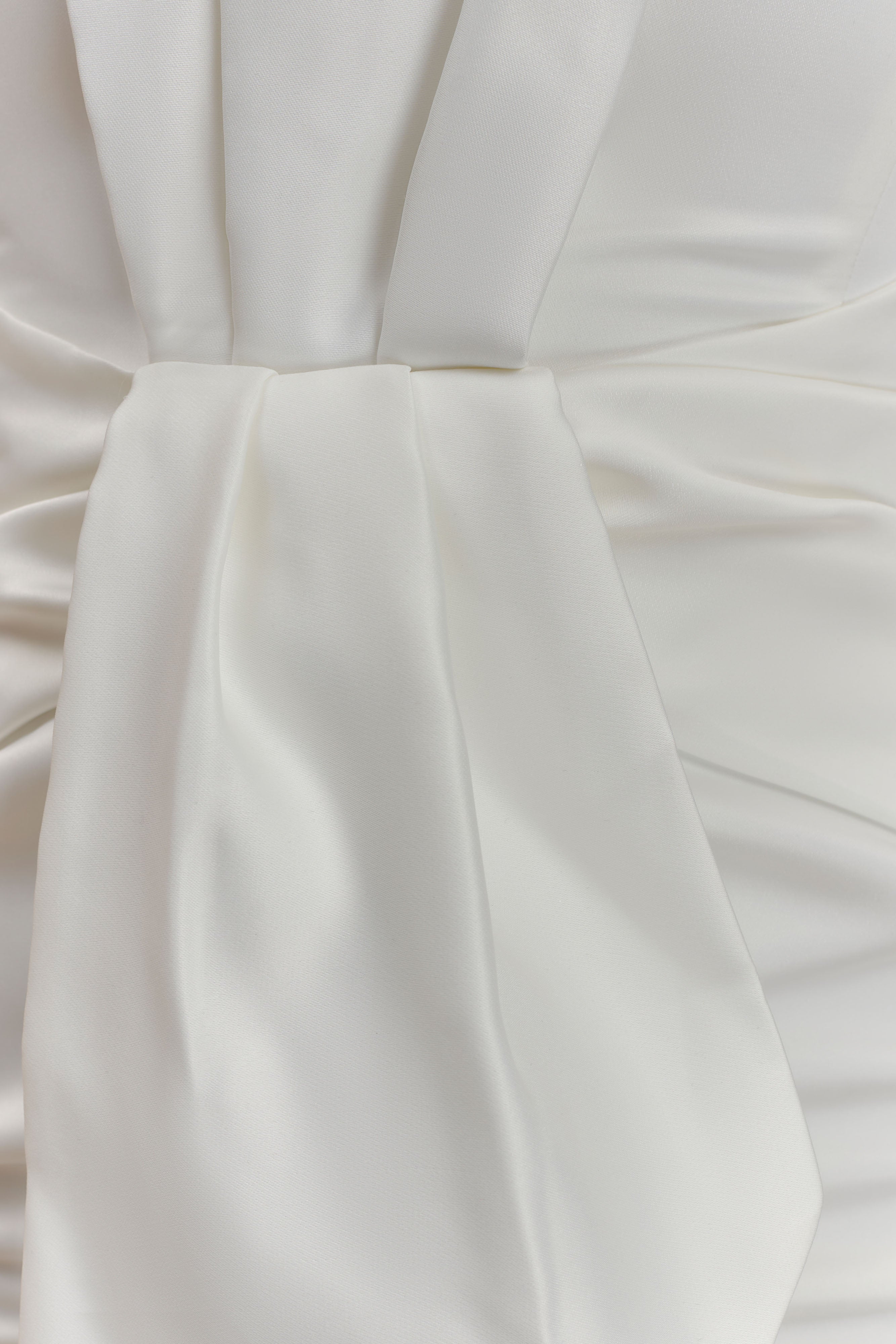 Cyrill Strapless Satin Structured Maxi Dress - White、mySite、solidvoid