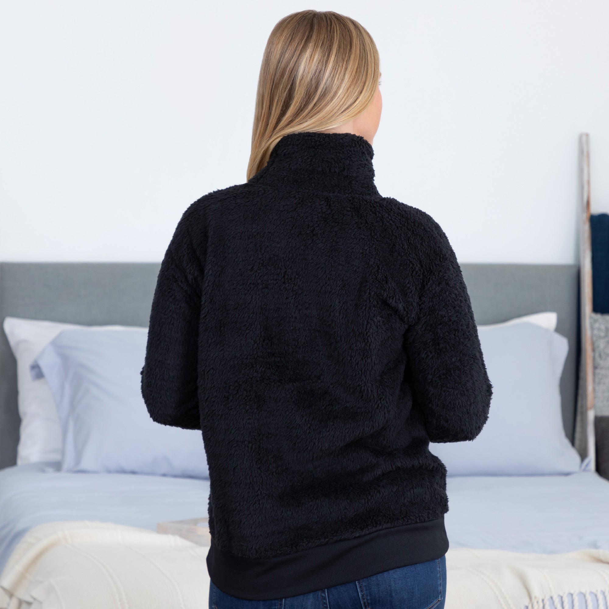 Paw Print Mock Neck Plush Sherpa Fleece Pullover with Thumb Holes、mySite、camillekostekn