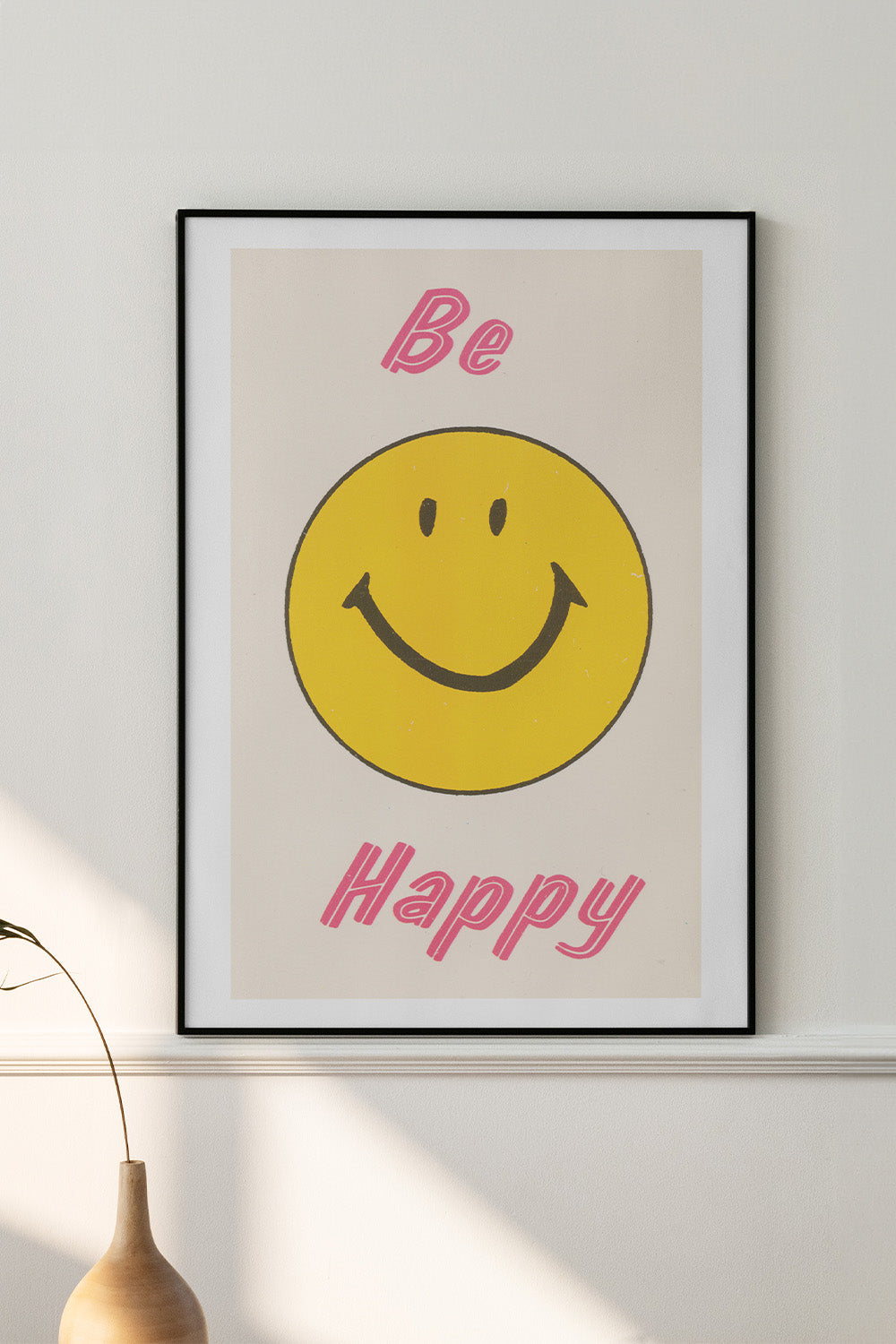 Be Happy Yellow Smiley Face Vintage Art Print、mySite、gigharbornorthrealestate