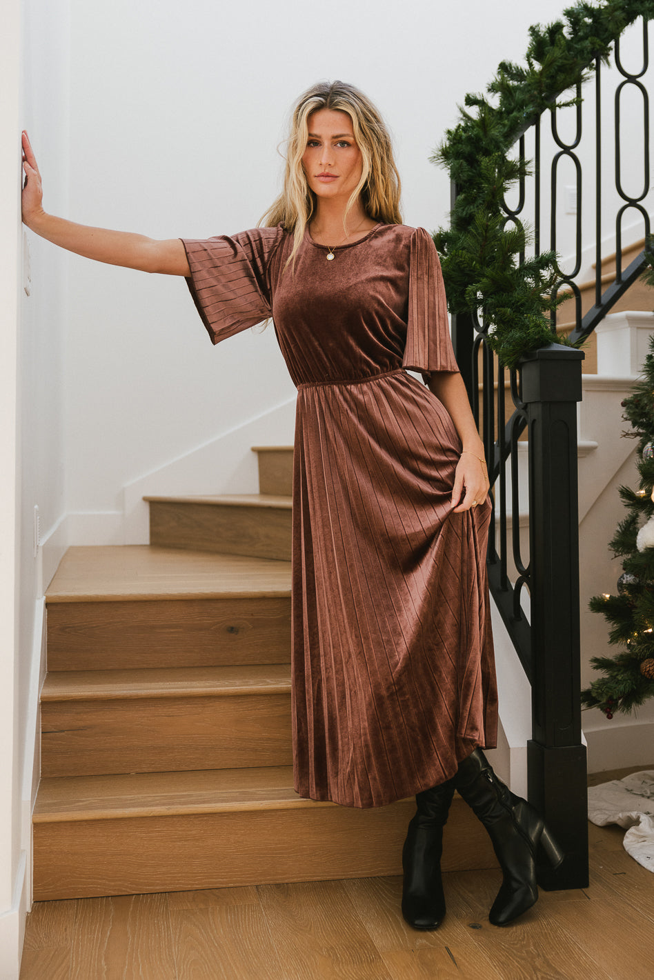 {product_title} - {shop_name}