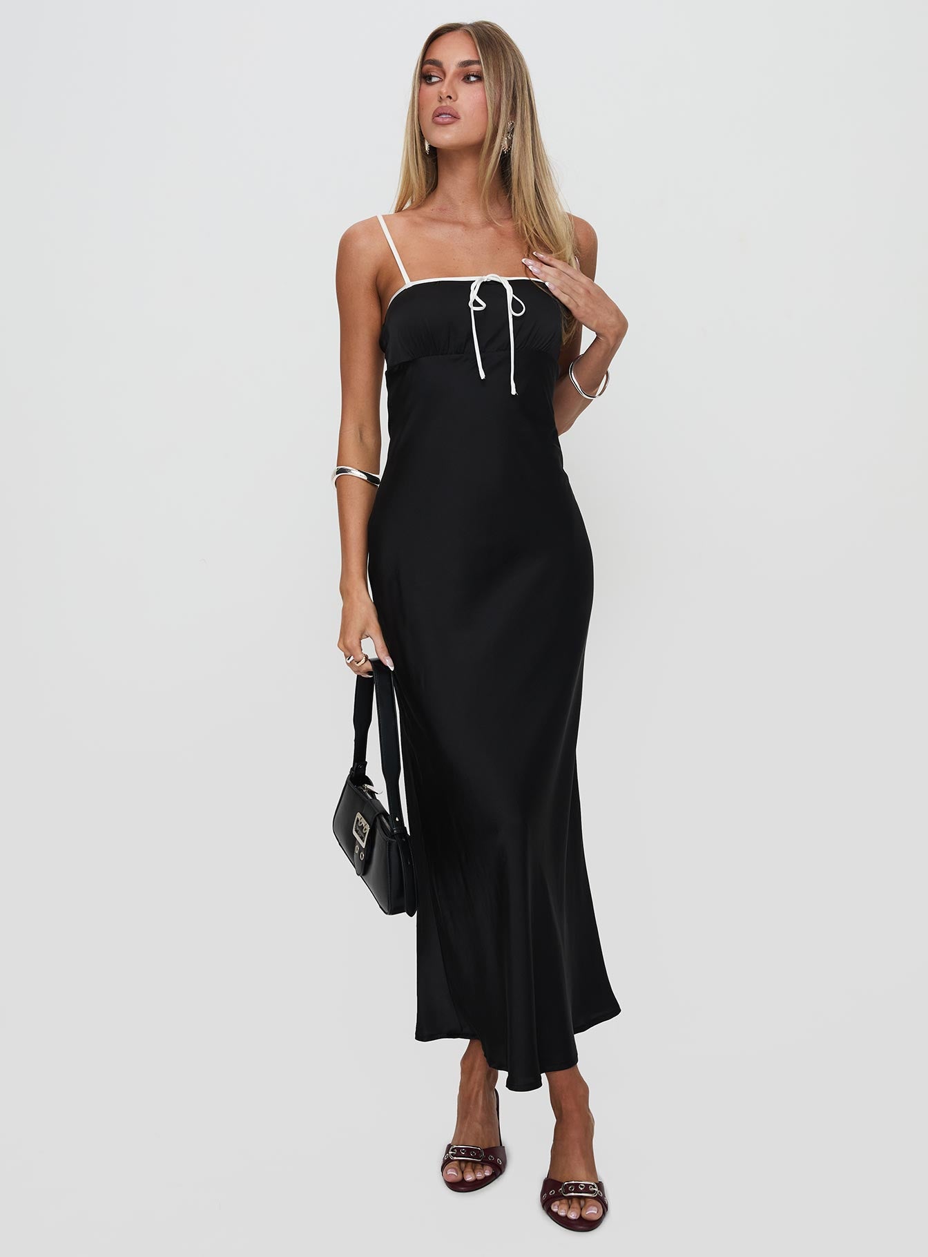 Vasiliki Maxi Dress Black / White、mySite、solidvoid
