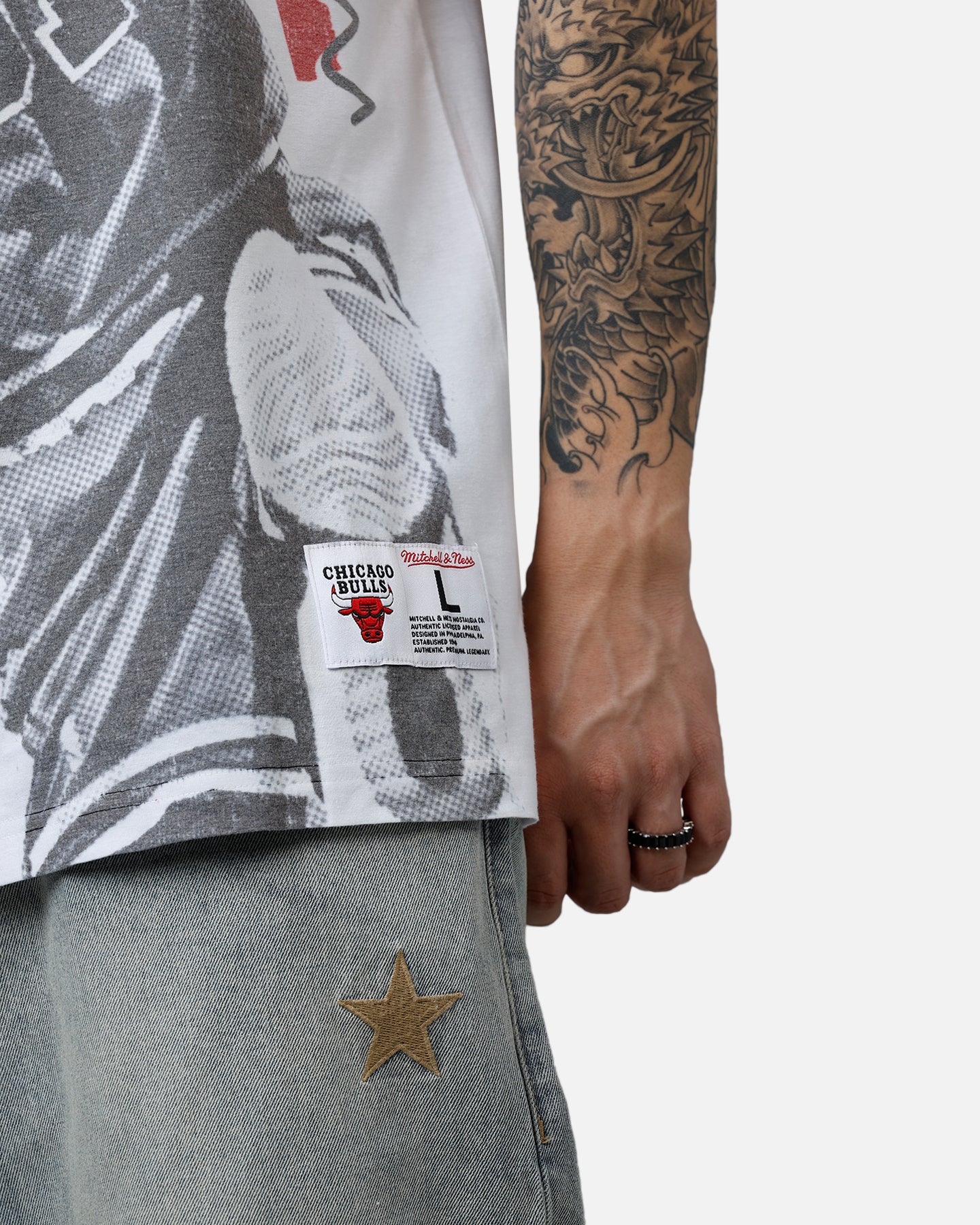 Mitchell & Ness Dennis Rodman Showstopper T-Shirt Red、mySite、zt4zffjzw