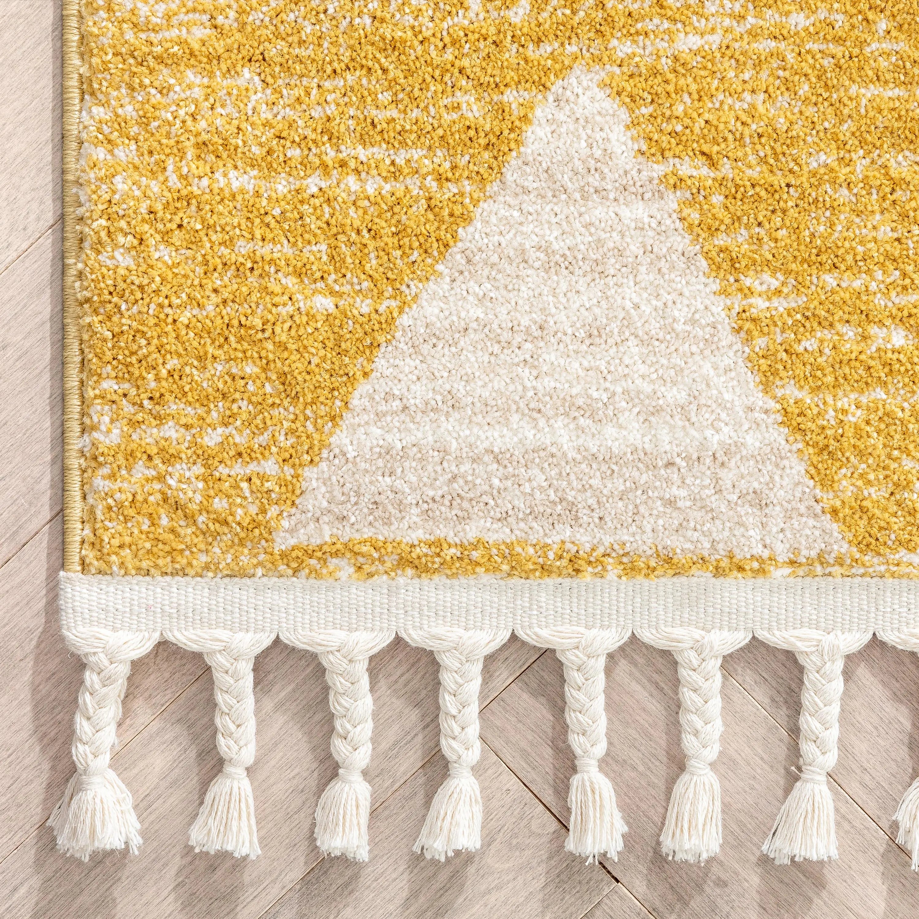Triangles Modern Geometric Pattern Yellow Kids Rug、mySite、gigharbornorthrealestate