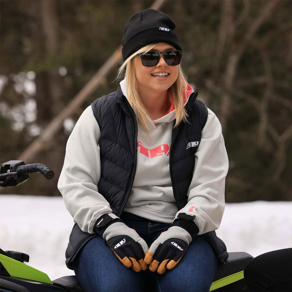 Women's Legacy Hoodie、mySite、dreamappss