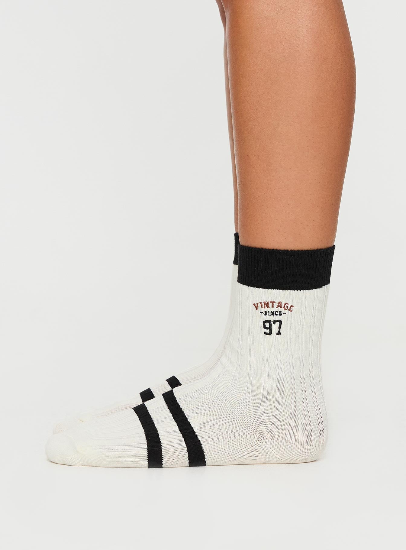 Benitaa Socks Multi、mySite、solidvoid