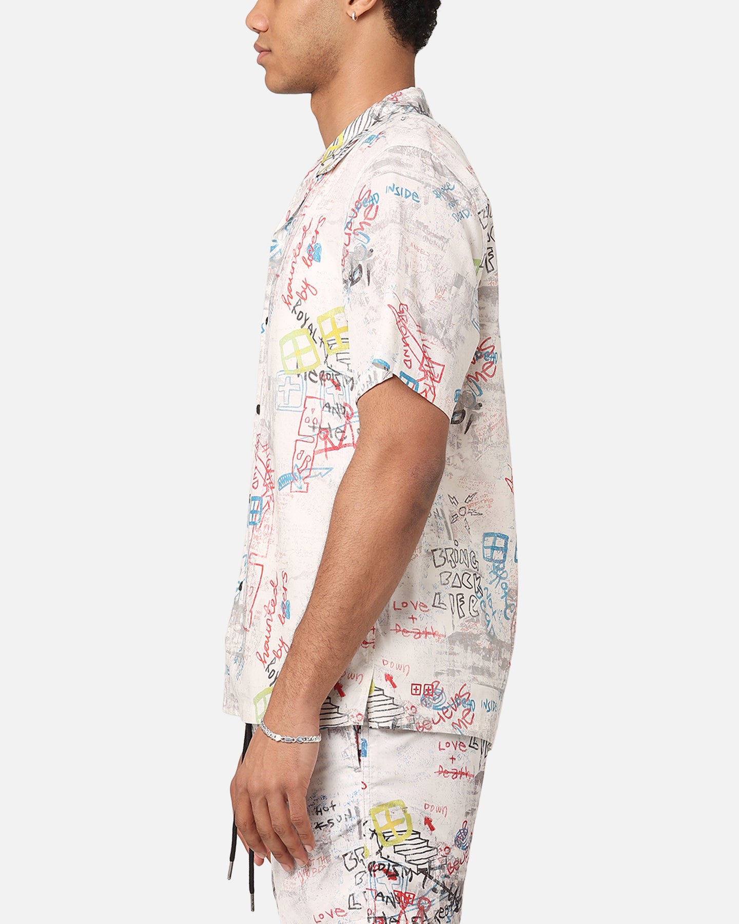 {product_title} - {shop_name}