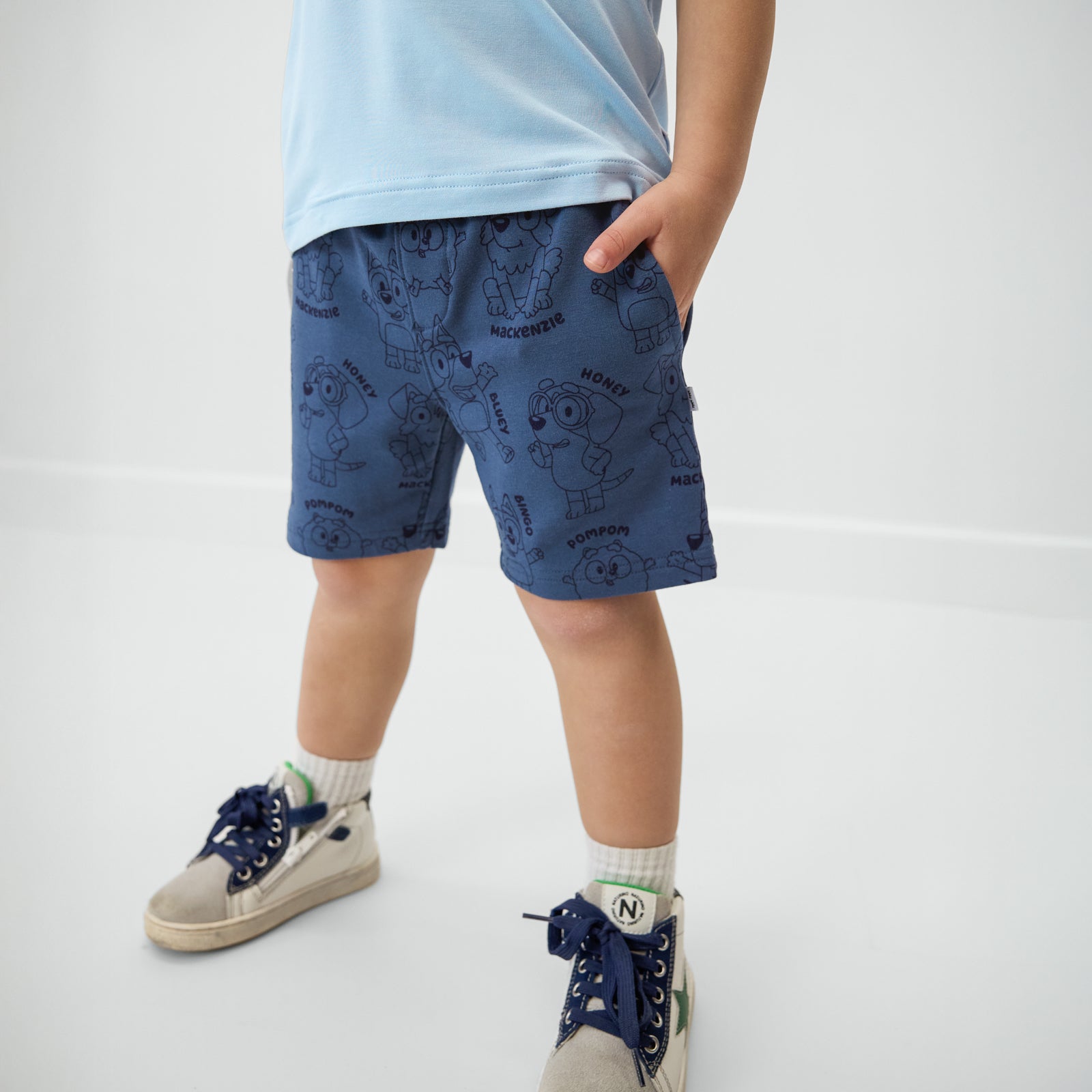 Bluey & Friends Drawstring Shorts、mySite、g9winljtr