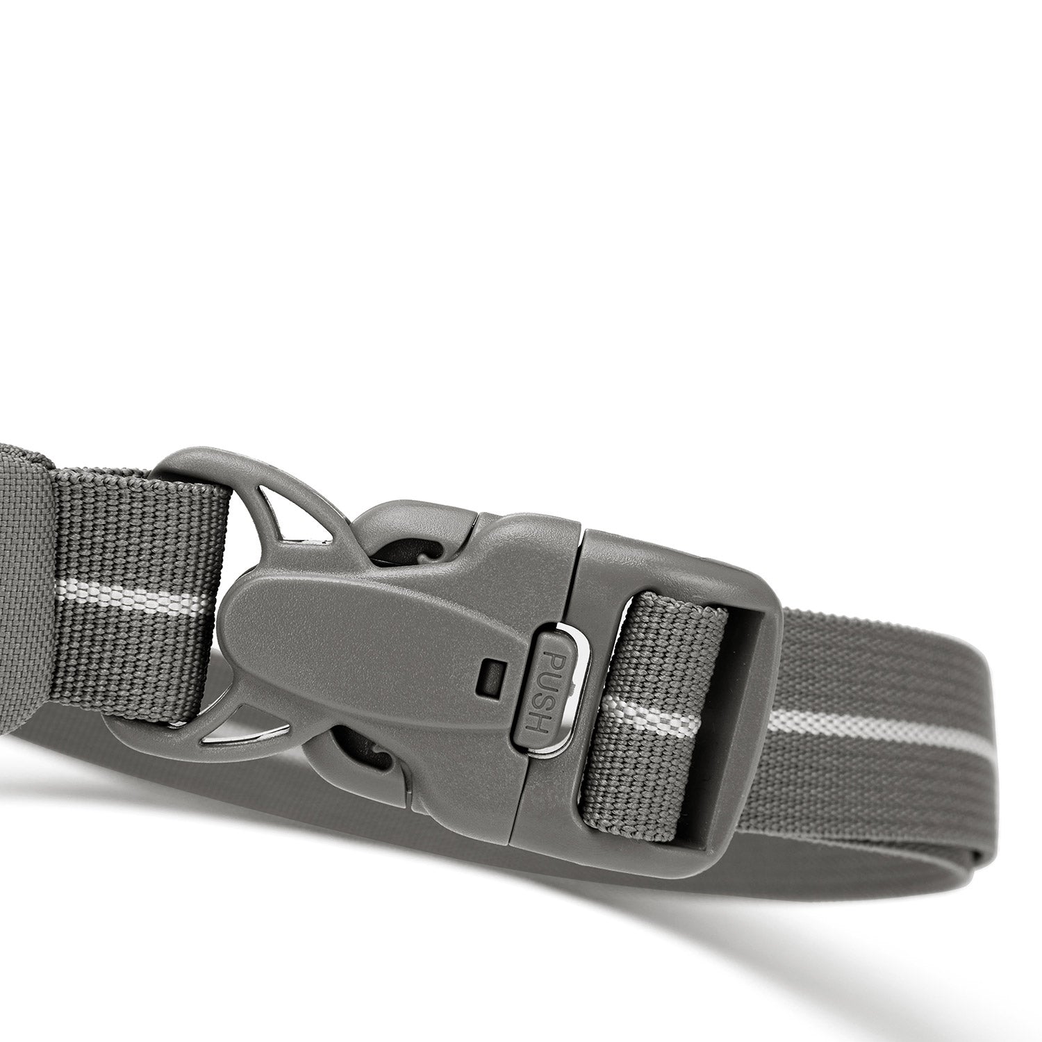 Pacsafe® GO anti-theft sling pack、mySite、garagedoors4me