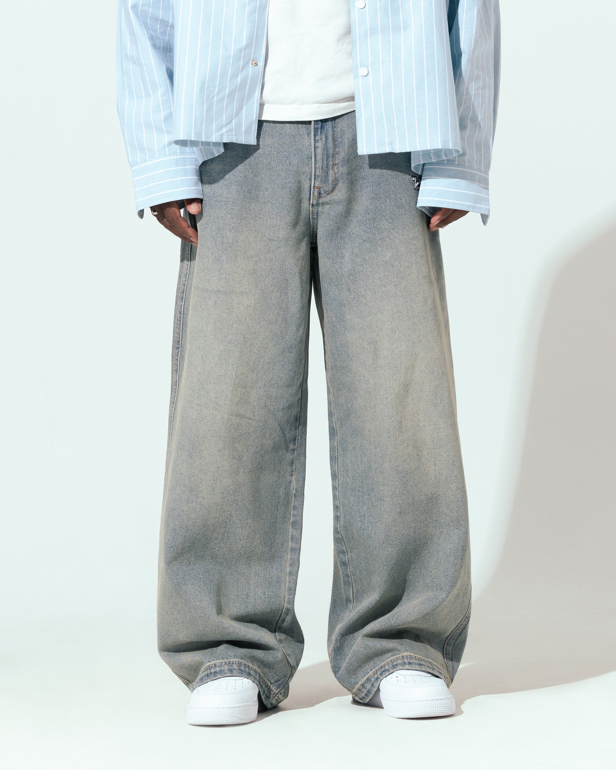 {product_title} - {shop_name}