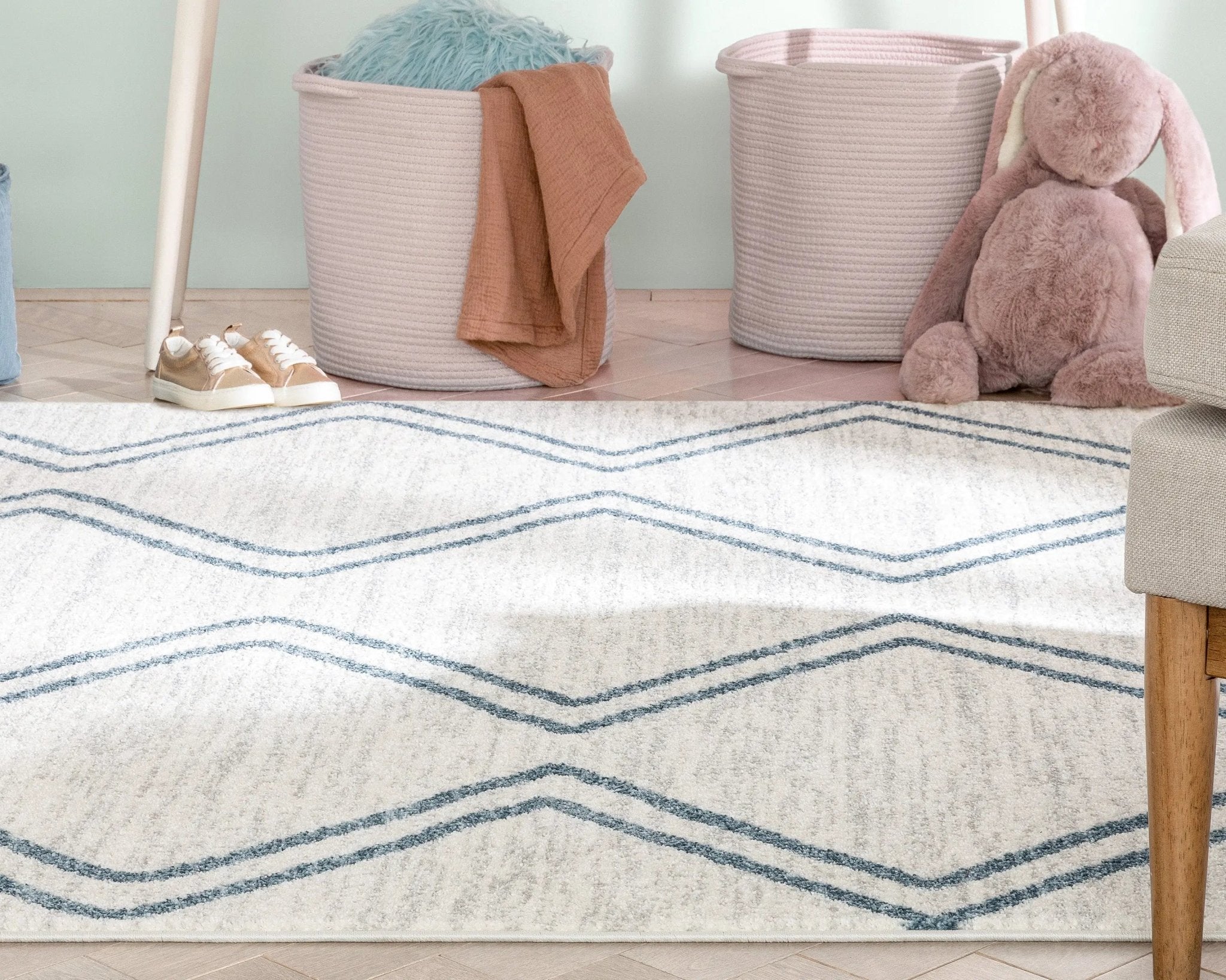 Reeve Modern Chevron Zig-Zag Blue Ivory Kids Rug、mySite、gigharbornorthrealestate