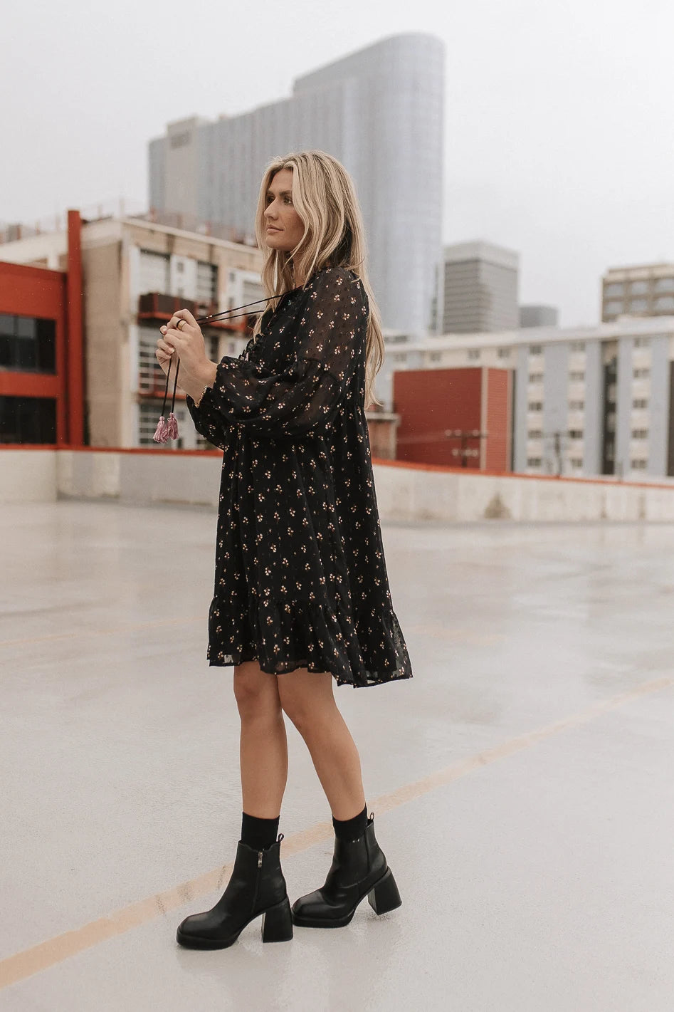 {product_title} - {shop_name}