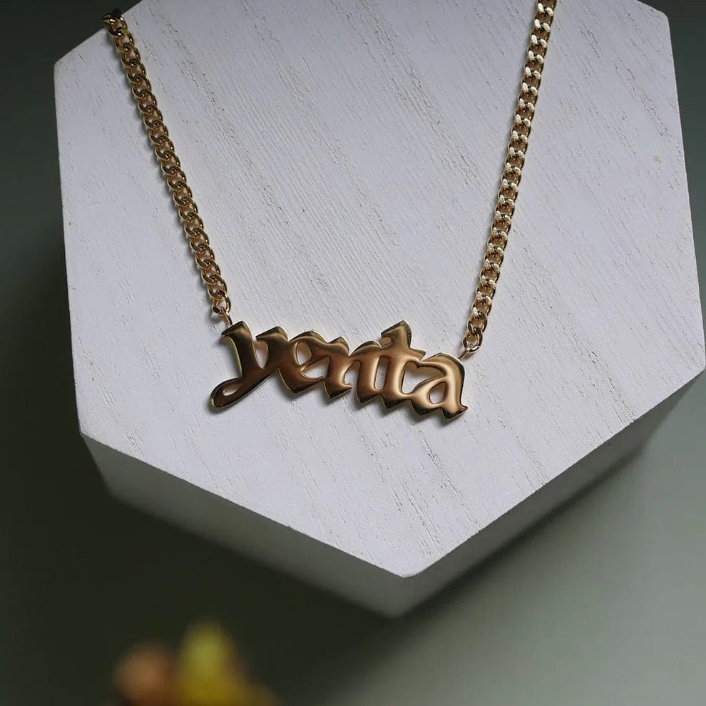 Yenta Blackletter Necklace - Gold、mySite、topwebapps