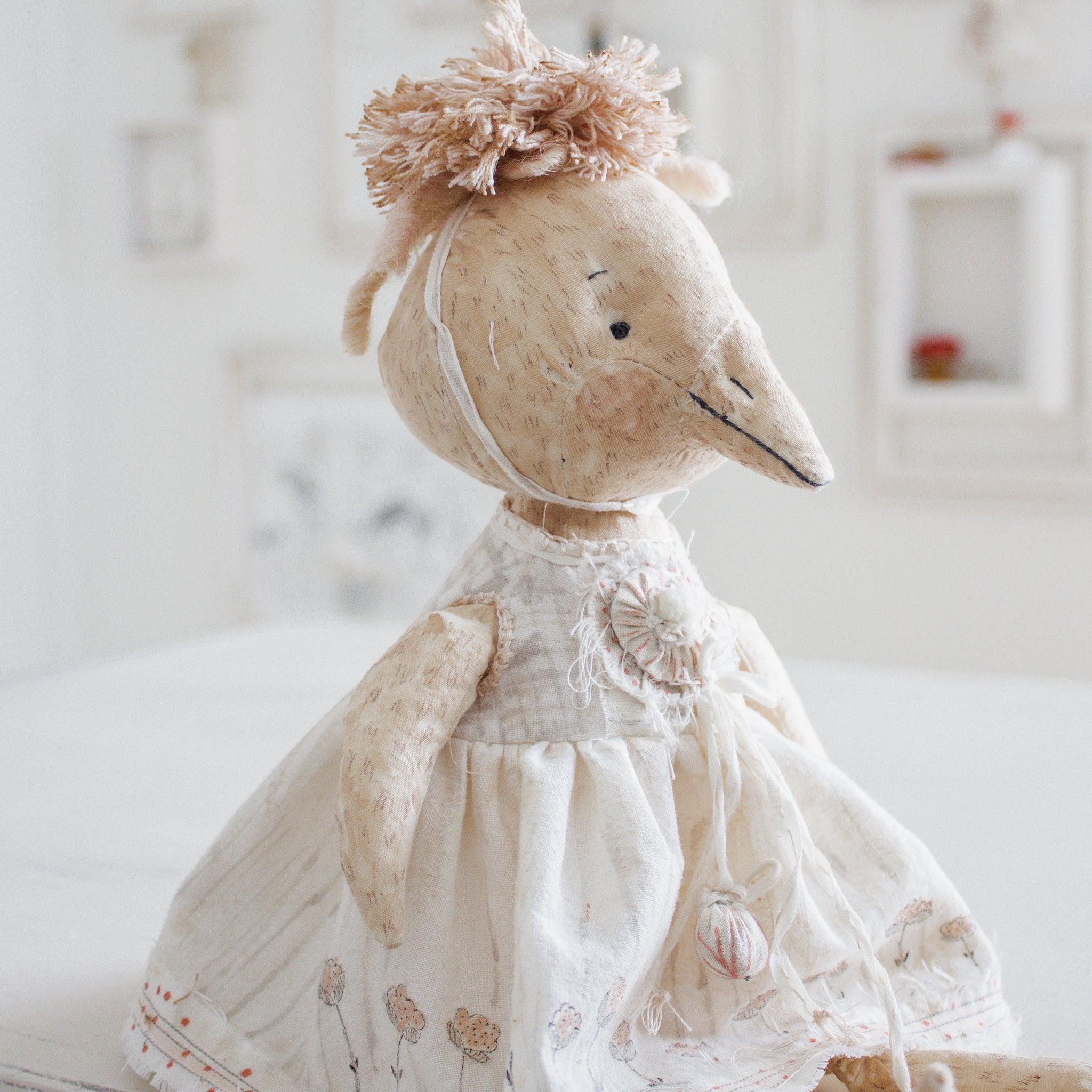 RETIRED - Hutch Studio Original -Lula Lady Bird、mySite、g9winljtr