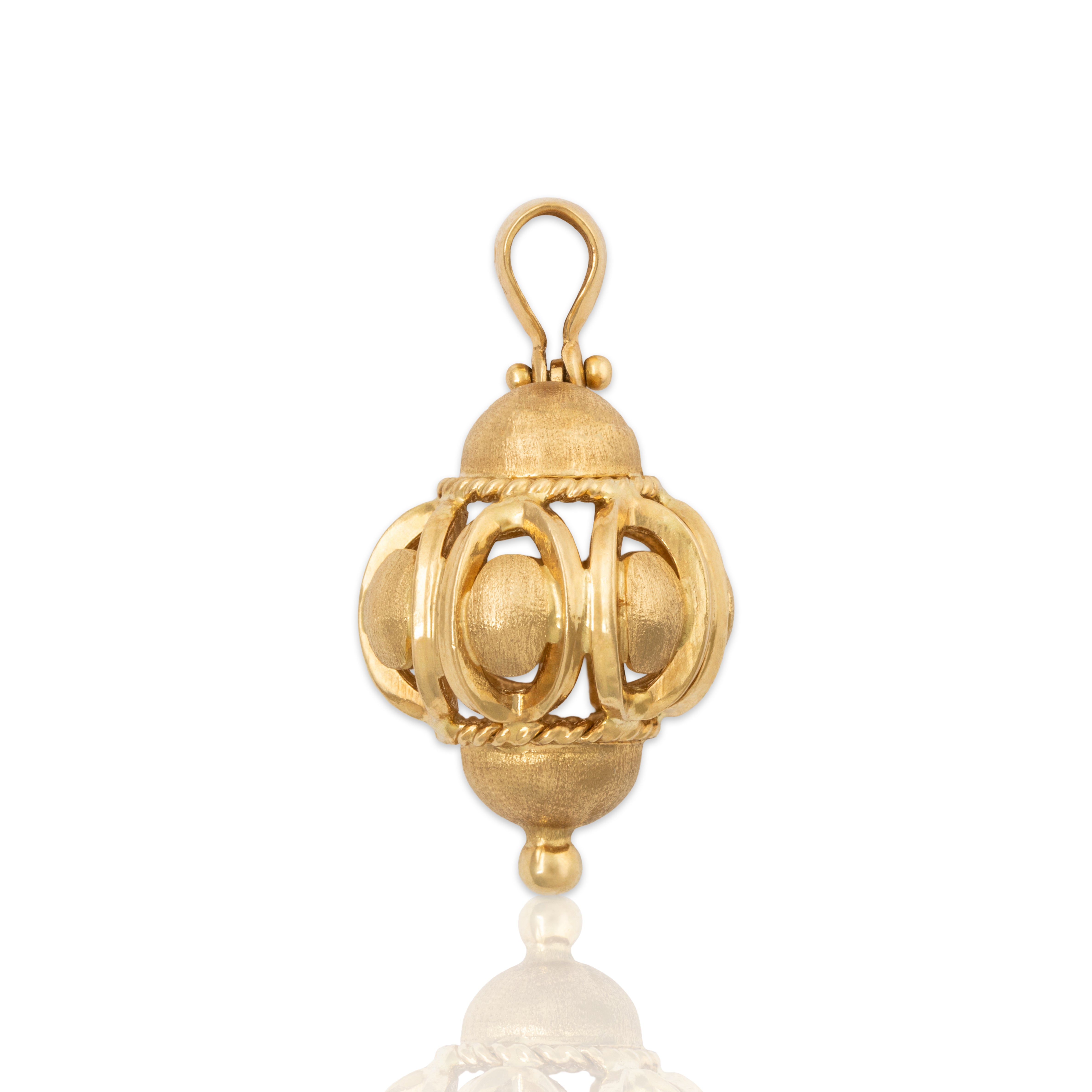 Vintage Italian 18k Yellow Gold Brushed Lantern Charm / Pendant、mySite、hinf8tx79