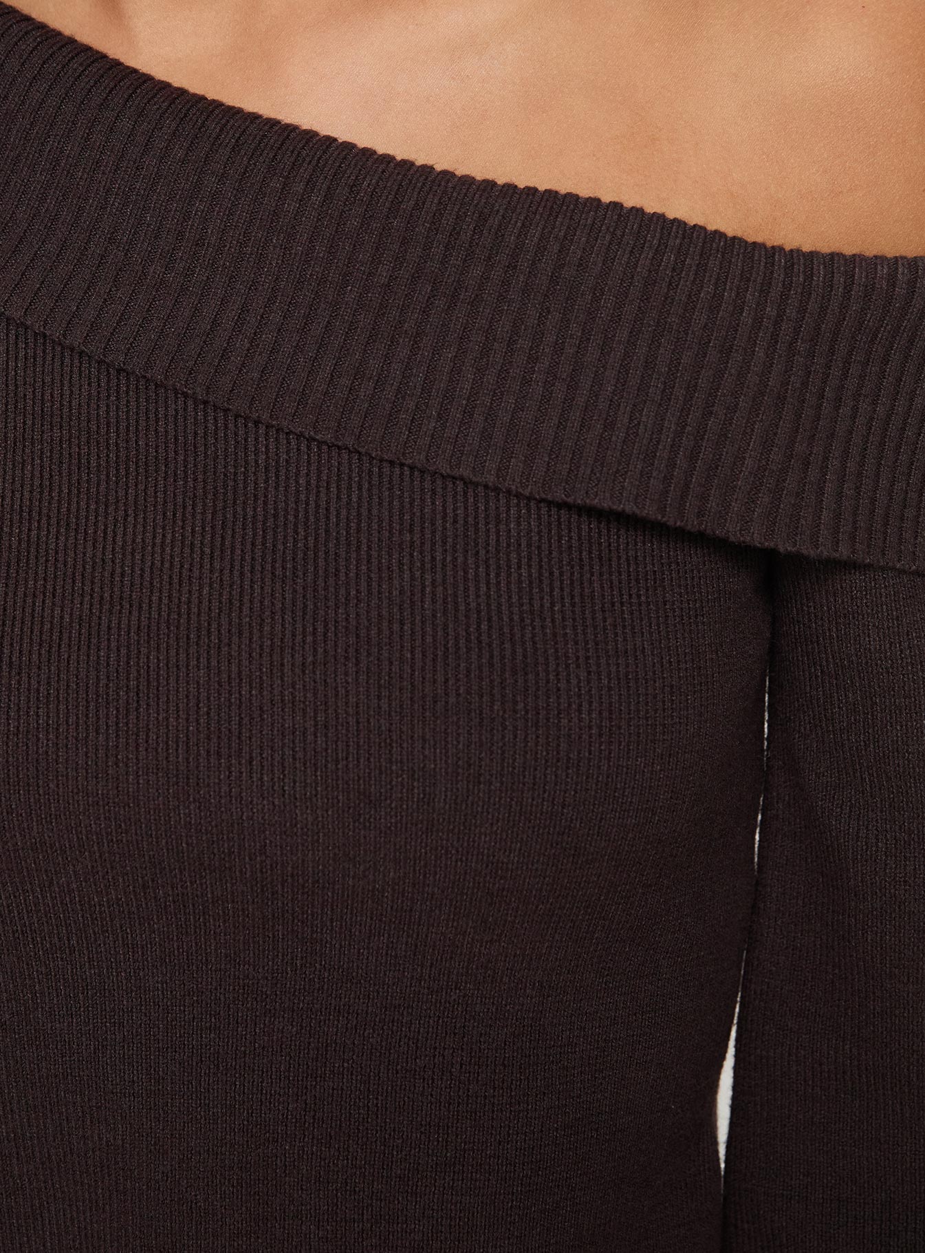 Sina Off The Shoulder Top Chocolate Tall、mySite、solidvoid