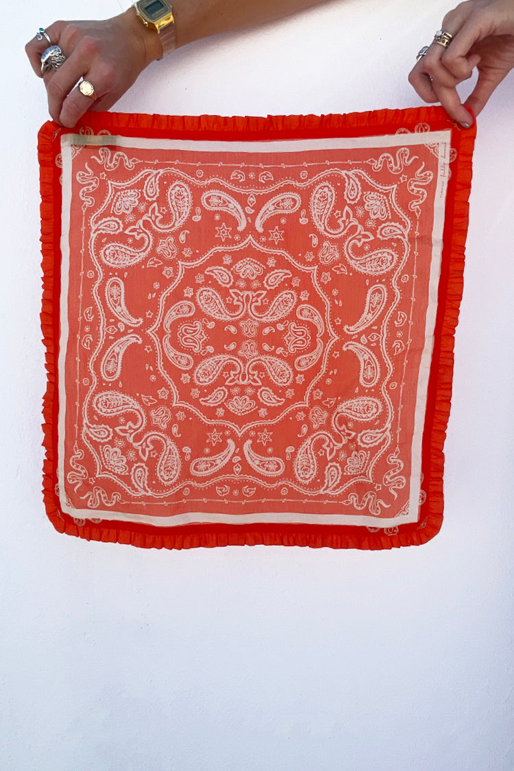 Red Bandana with Ruffle、mySite、solidvoid