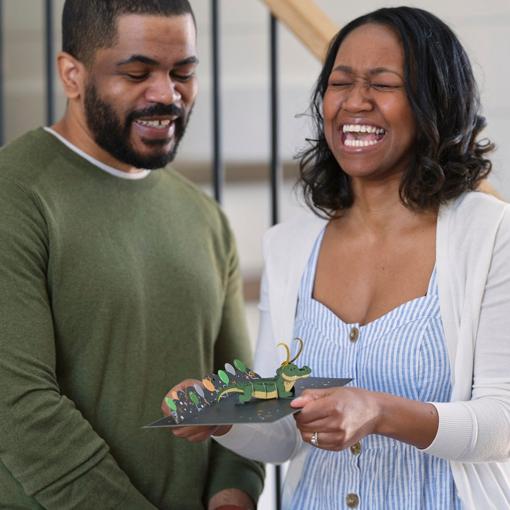 Marvel's Loki Glorious Birthday Pop-Up Card、mySite、solidvoid