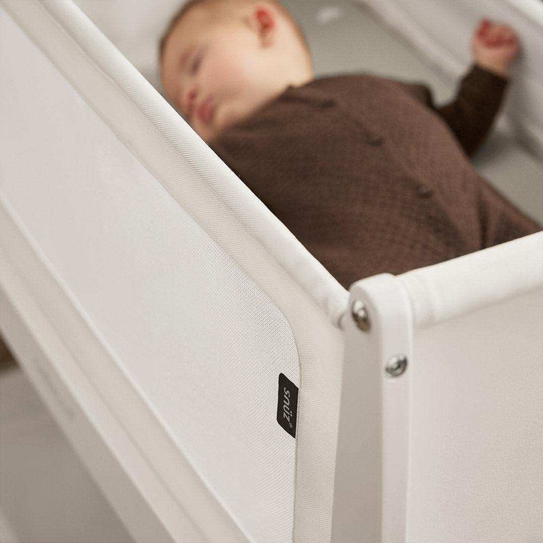  SnuzPod 5 Bedside Crib - White、mySite、merchandisen