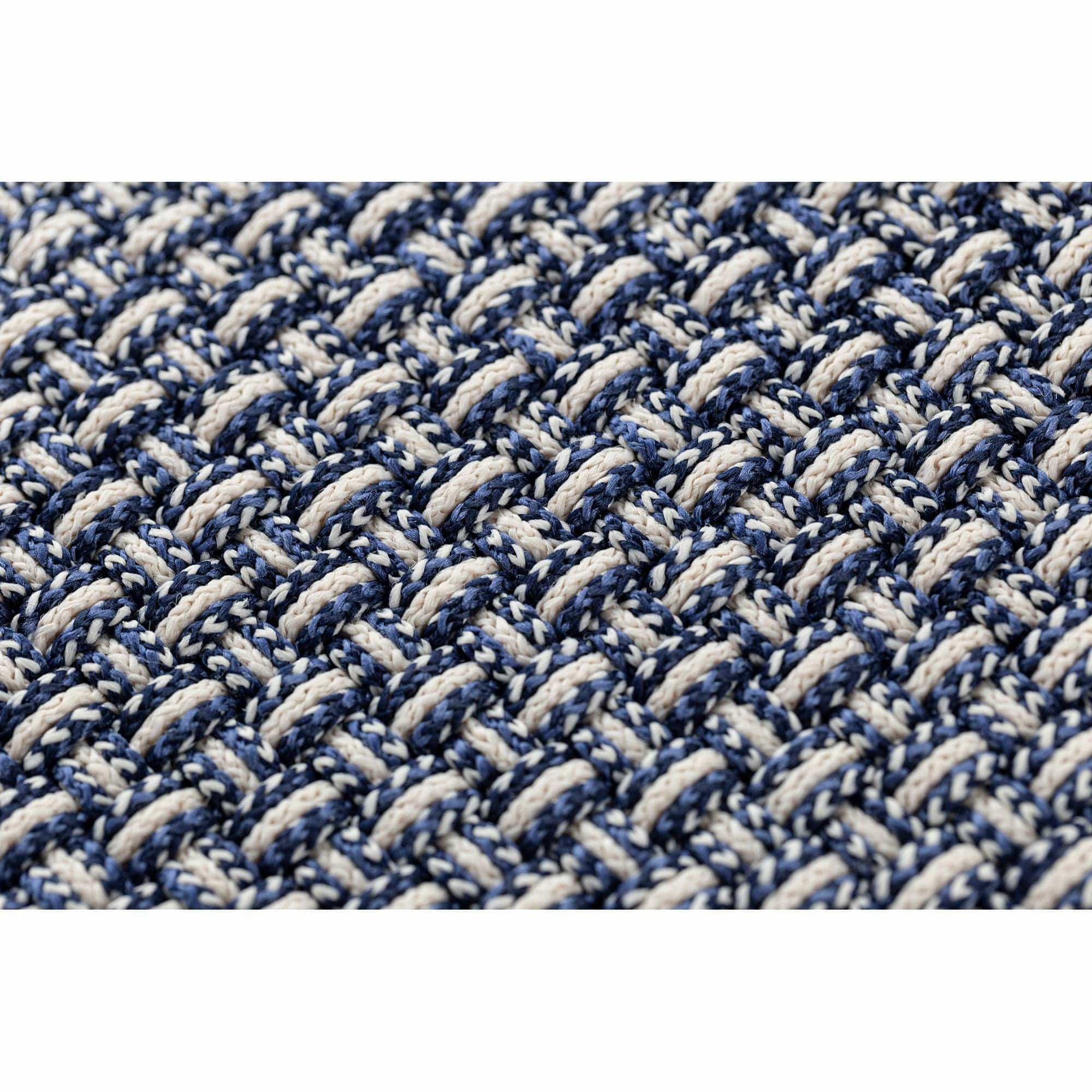 Capri Outdoor / Indoor Recycled Plastic Bottle Handwoven Rug 2' X 3' *、mySite、g9winljtr