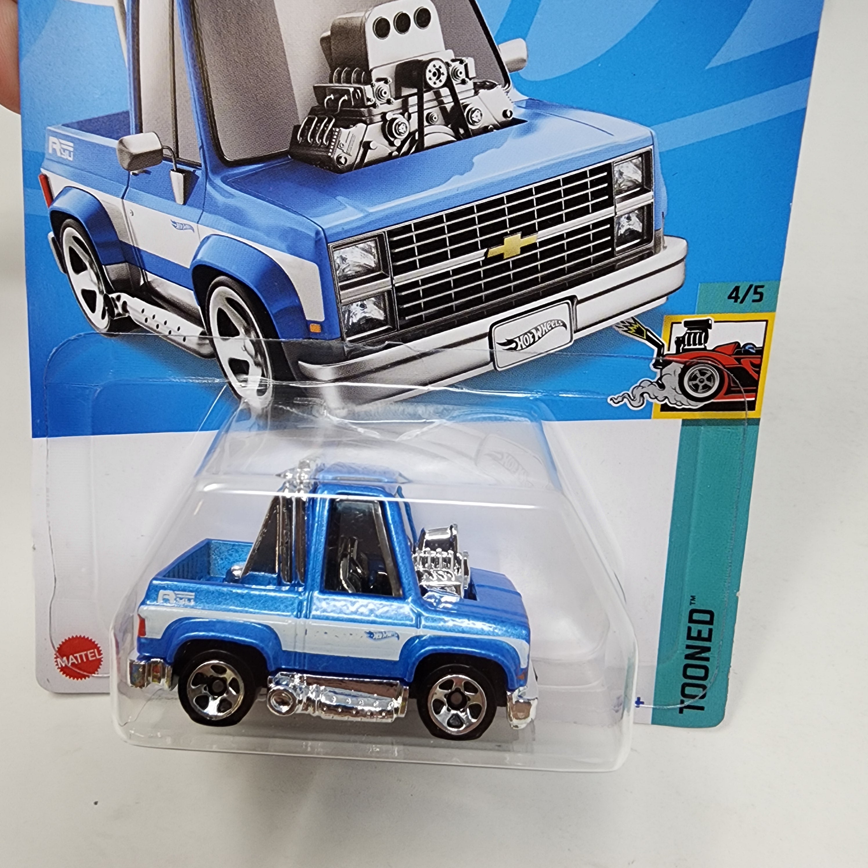 Toon'd '83 Chevy Silverado #104 * Blue/White * 2022 Hot Wheels、mySite、hgirdovlk