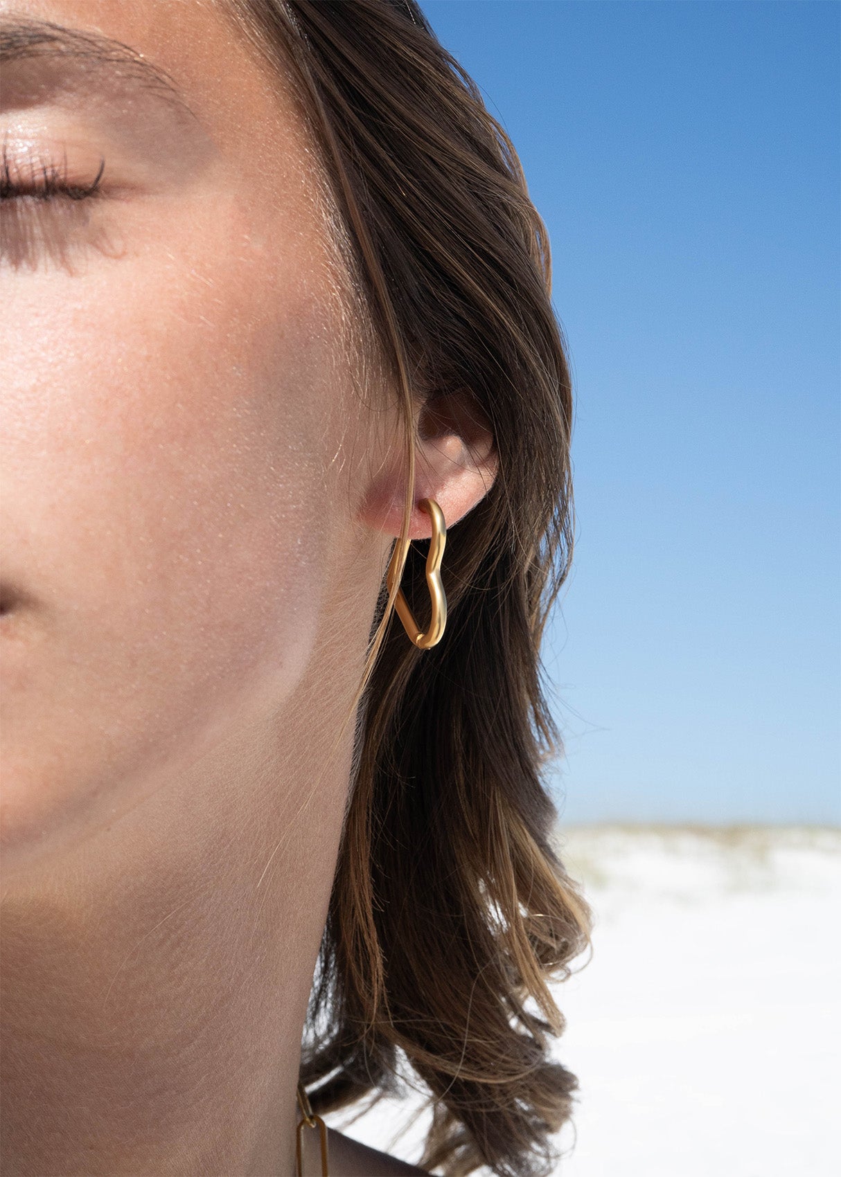 18K Gold PVD Stainless Steel Heart Hoop Earrings / ERJ0007、mySite、dreamappss