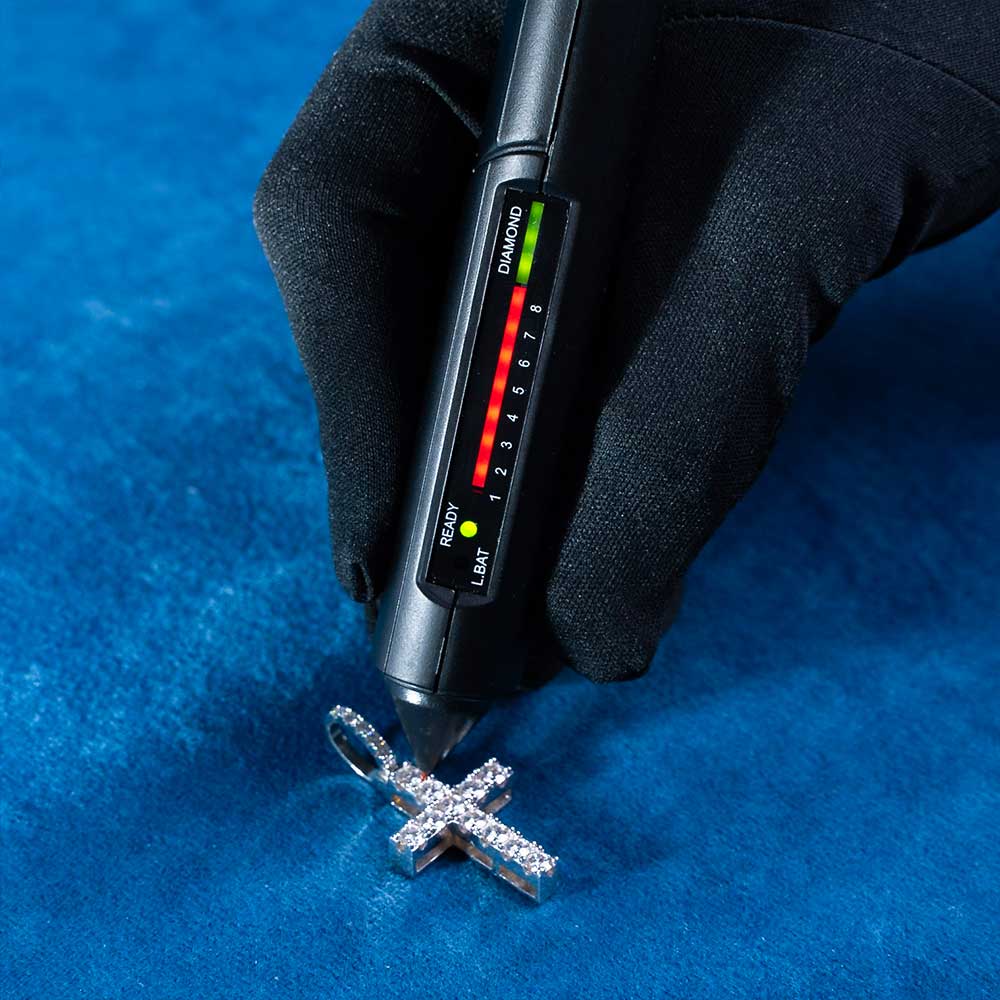 Moissanite Micro Cross Pendant 14K Gold、mySite、hinf8tx79