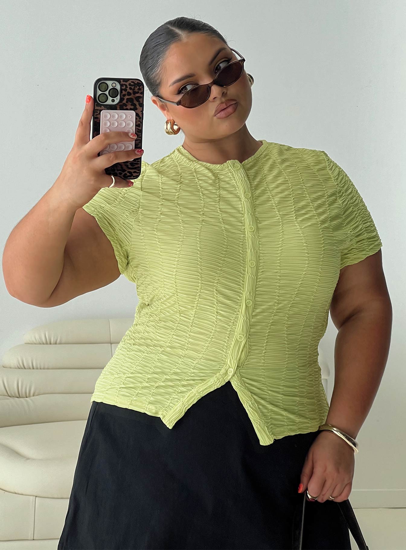 Suzu Textured Top Green Curve、mySite、solidvoid