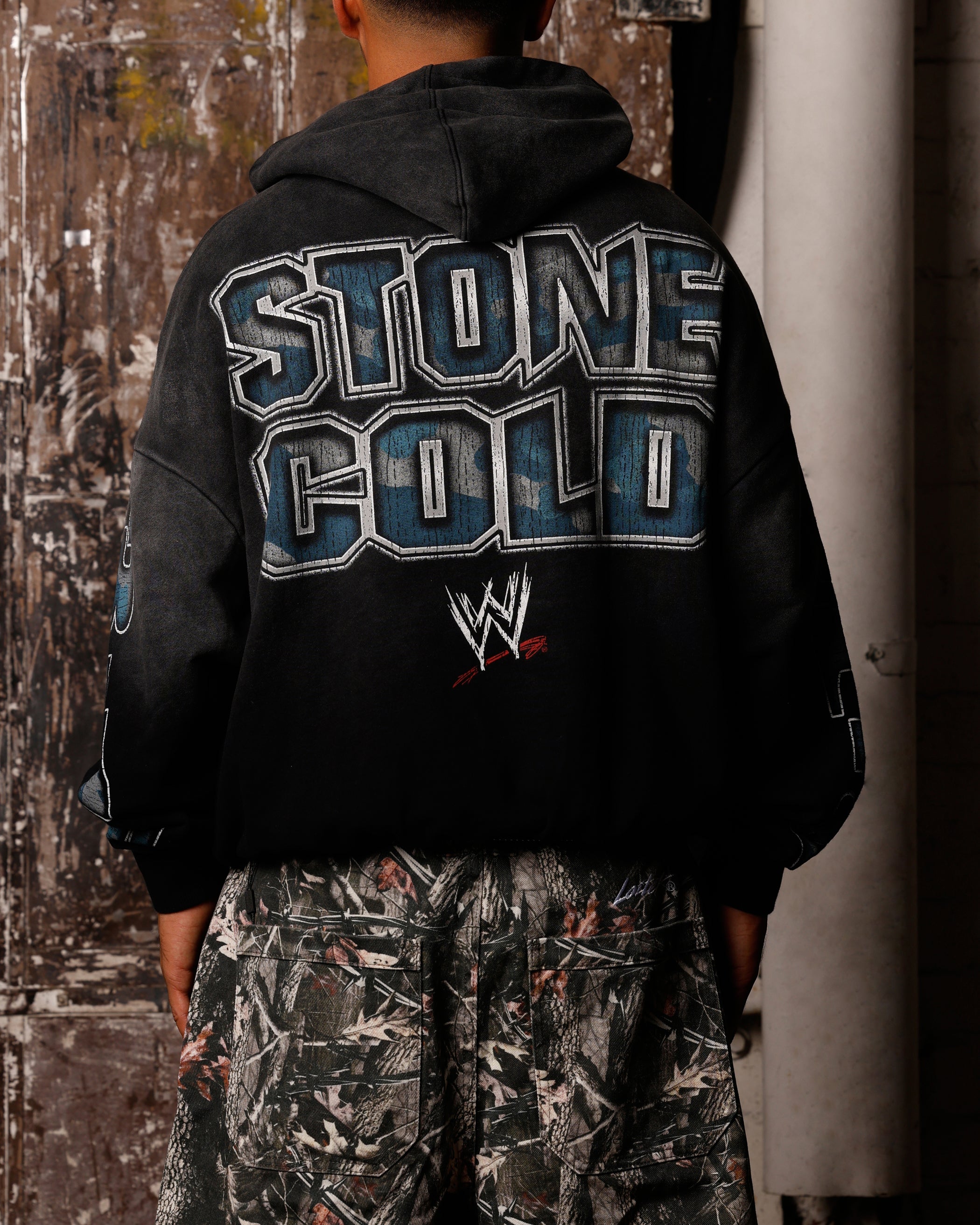 Loiter X WWE Stone Cold Premium Hoodie Vintage Black、mySite、zt4zffjzw