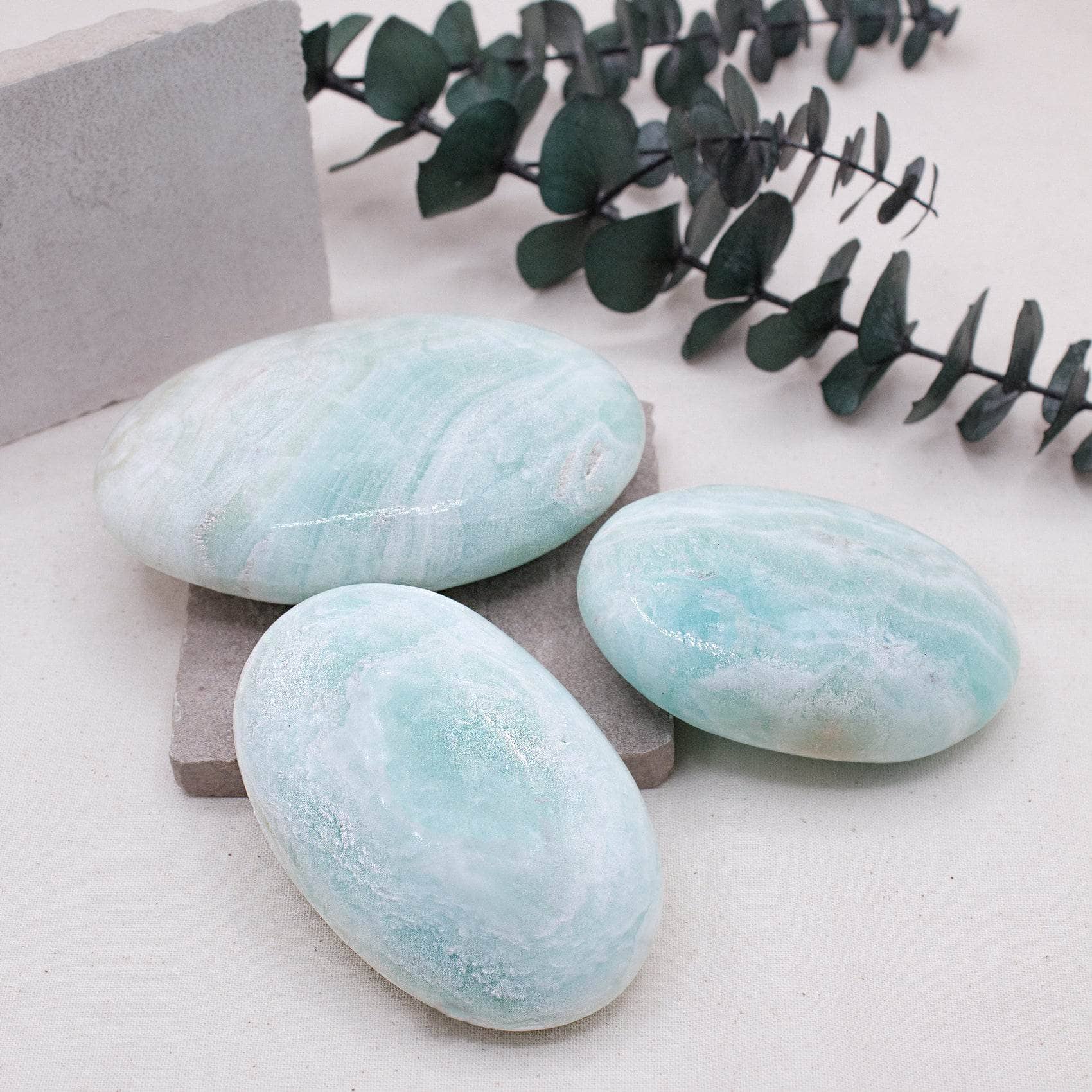 Blue Caribbean Calcite Palm Stones-AAA Premium Quality、mySite、hinf8tx79