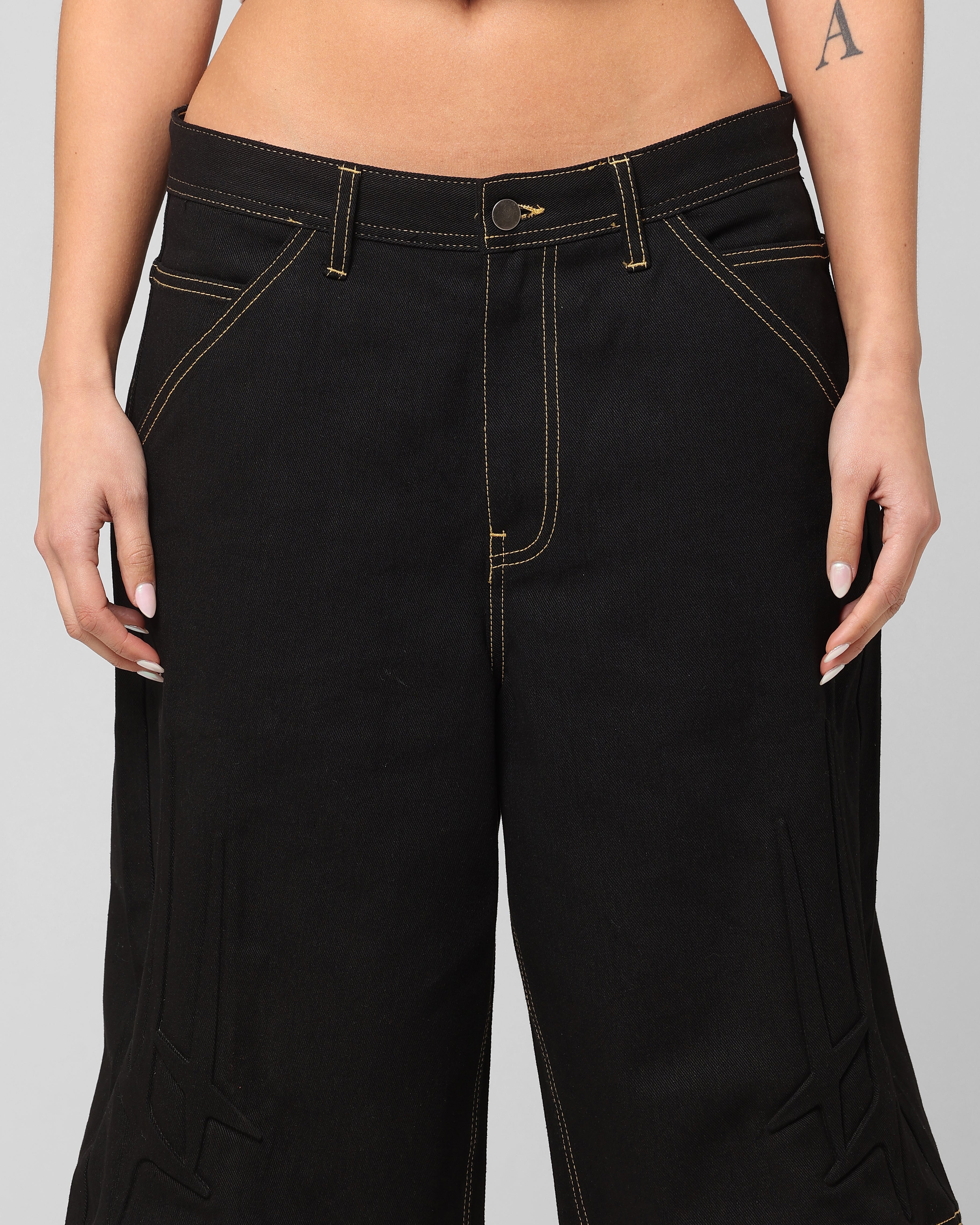 {product_title} - {shop_name}